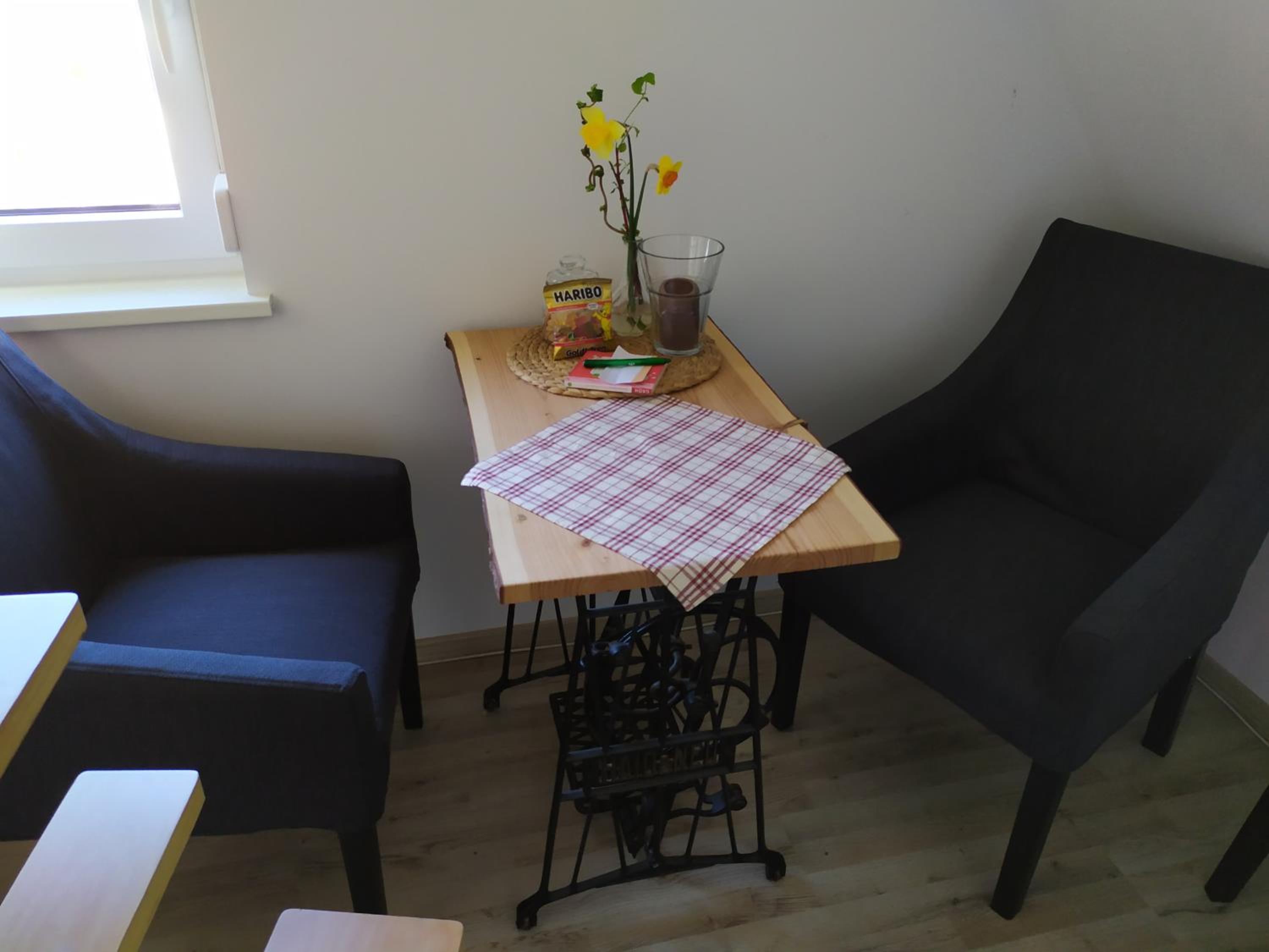 Studio - Split Level - Photo 8
