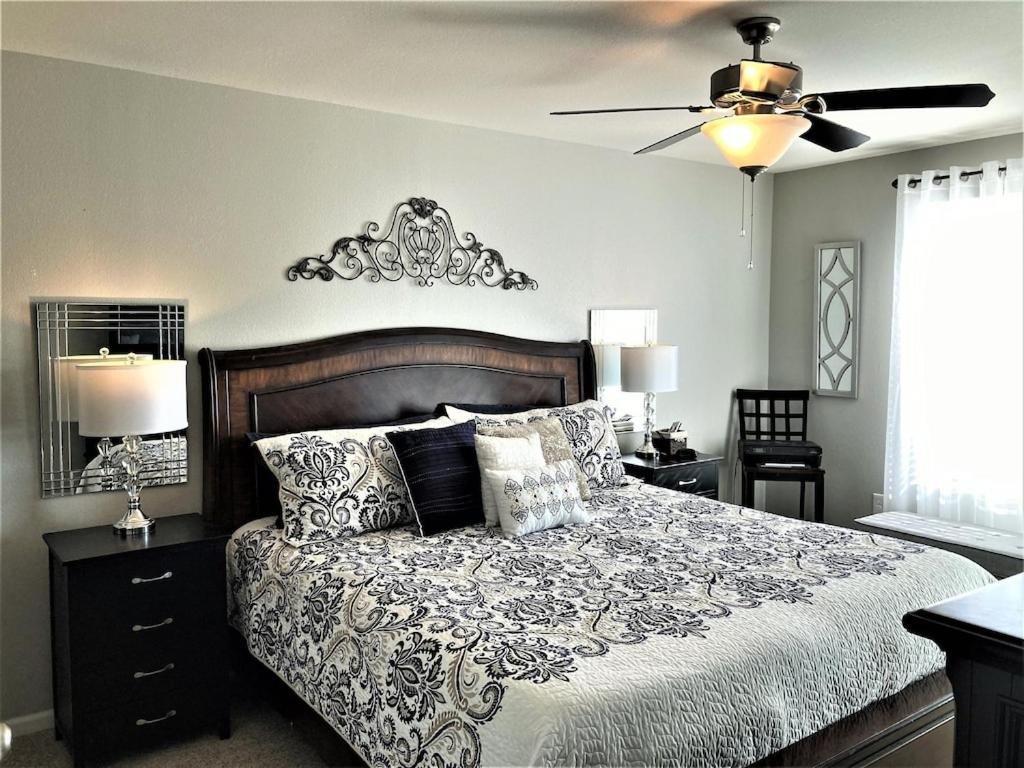 Two-Bedroom House photo 1