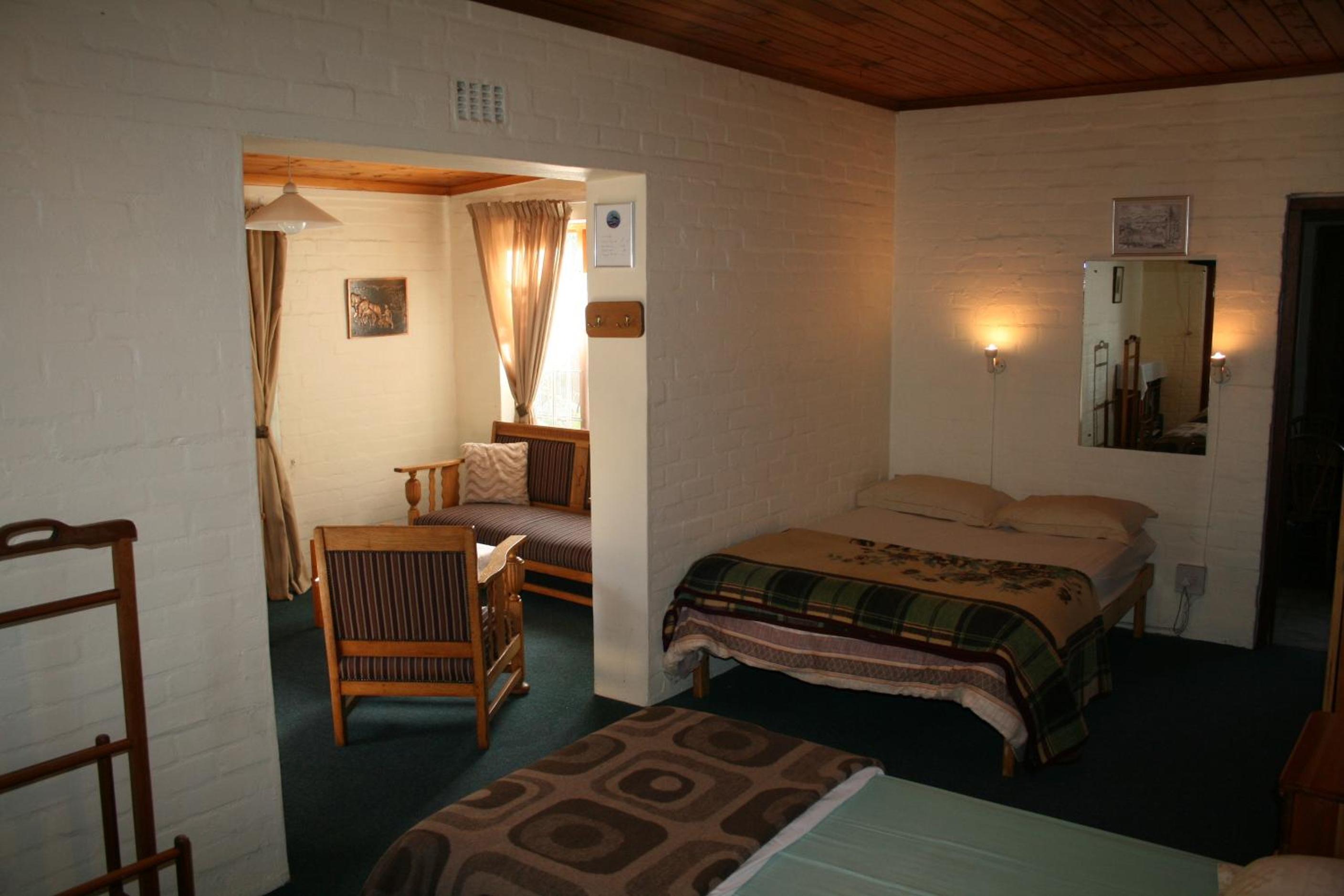 Comfort Triple Room with Shower - Photo 2