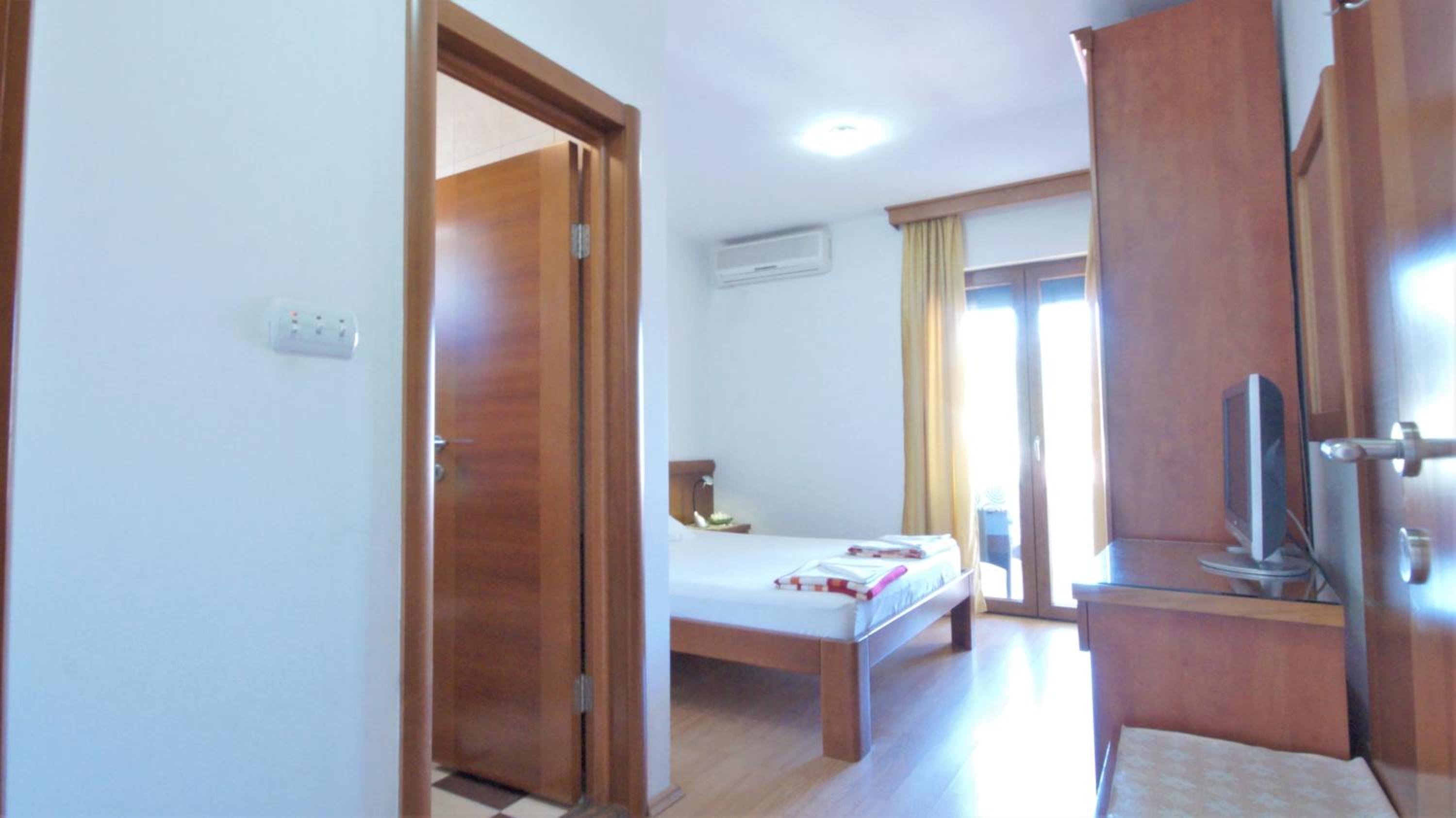 Double Room with Sea View photo 2