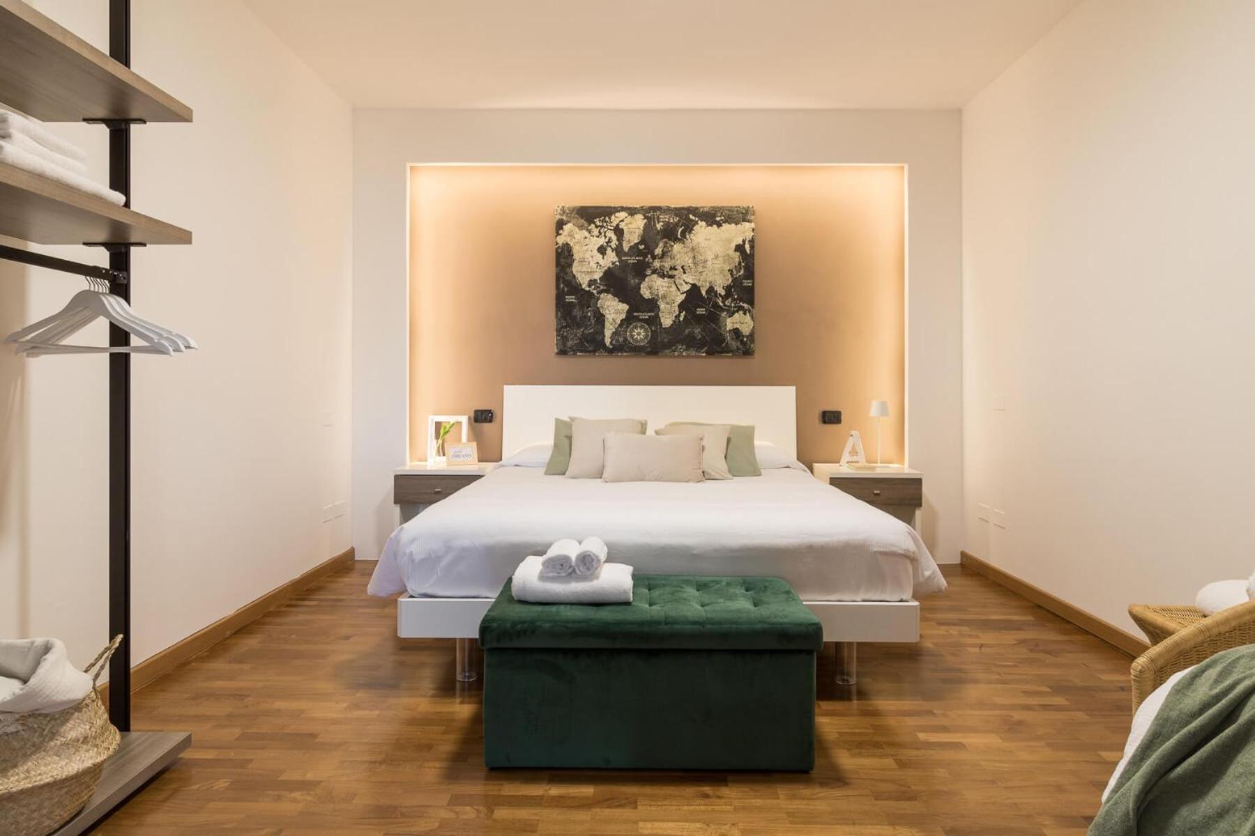 Double Room with Spa Bath - Photo 4