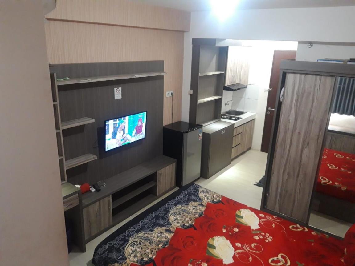 One-Bedroom Apartment - Photo 5