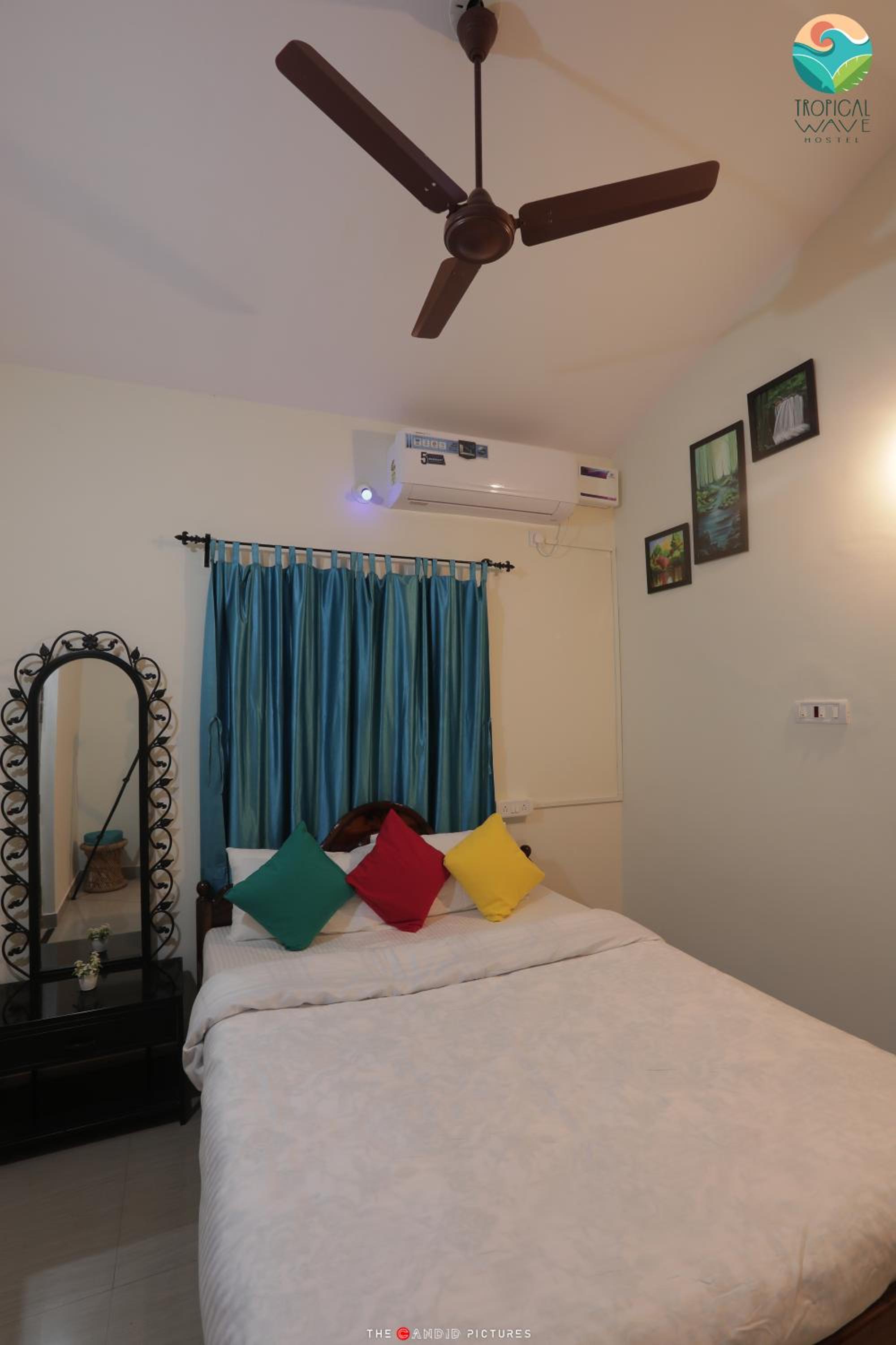 Deluxe Double Room with Balcony photo 2