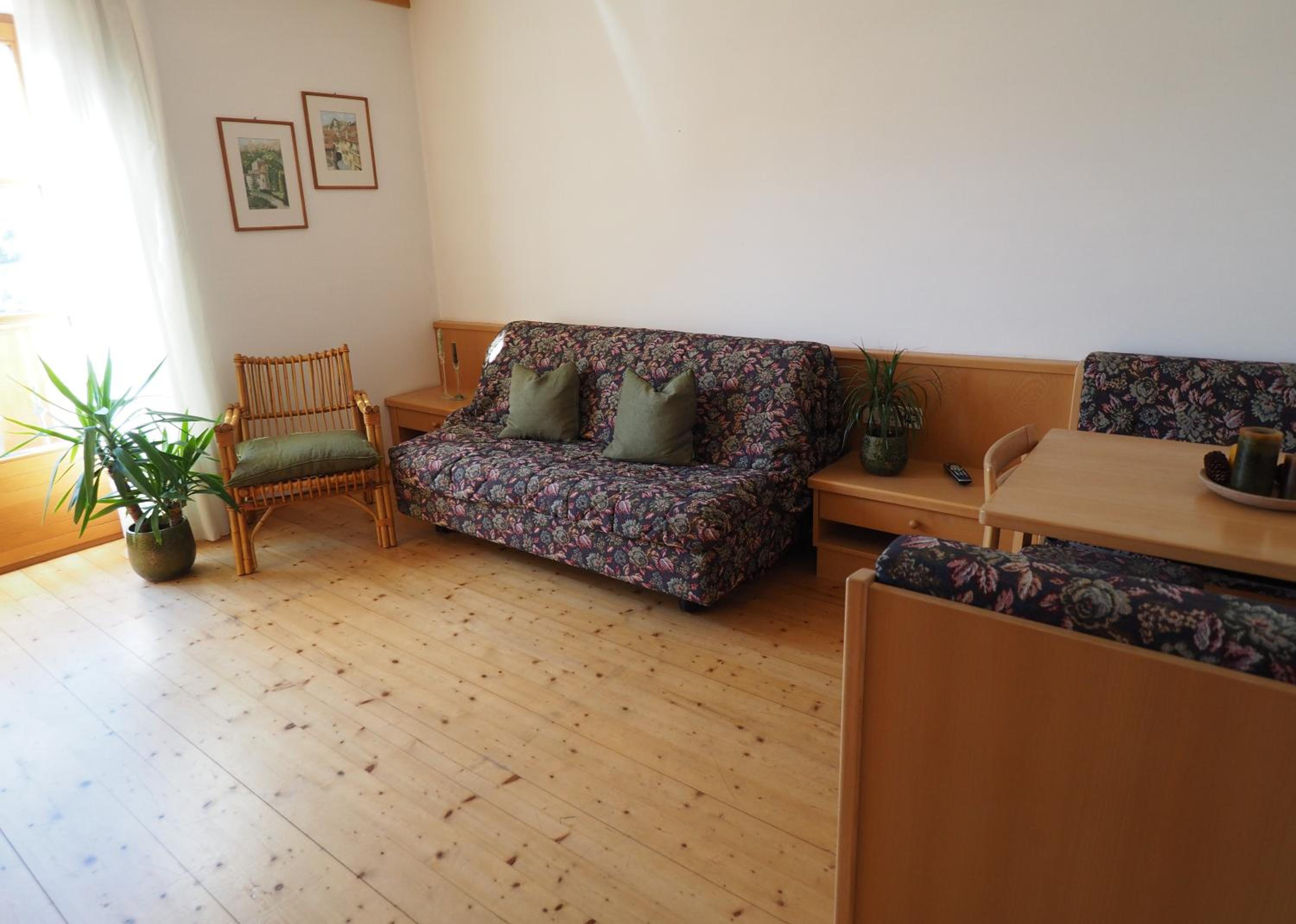 Apartment with Balcony photo 1