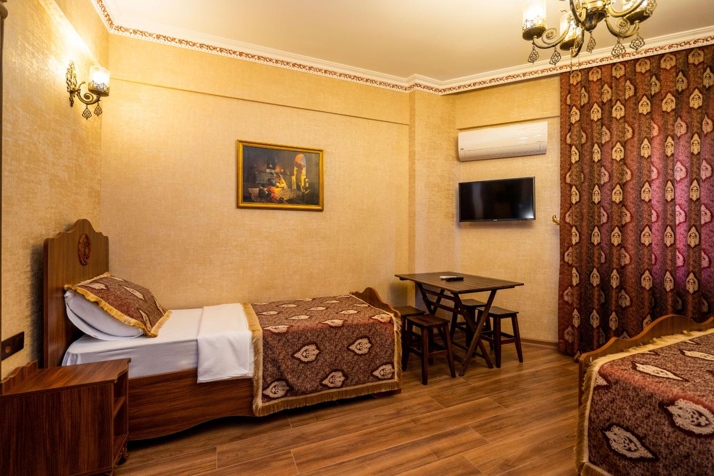 Superior Triple Room photo 1