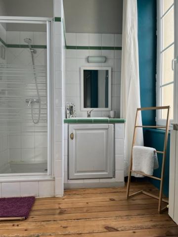Double Room with Private Bathroom - Photo 1