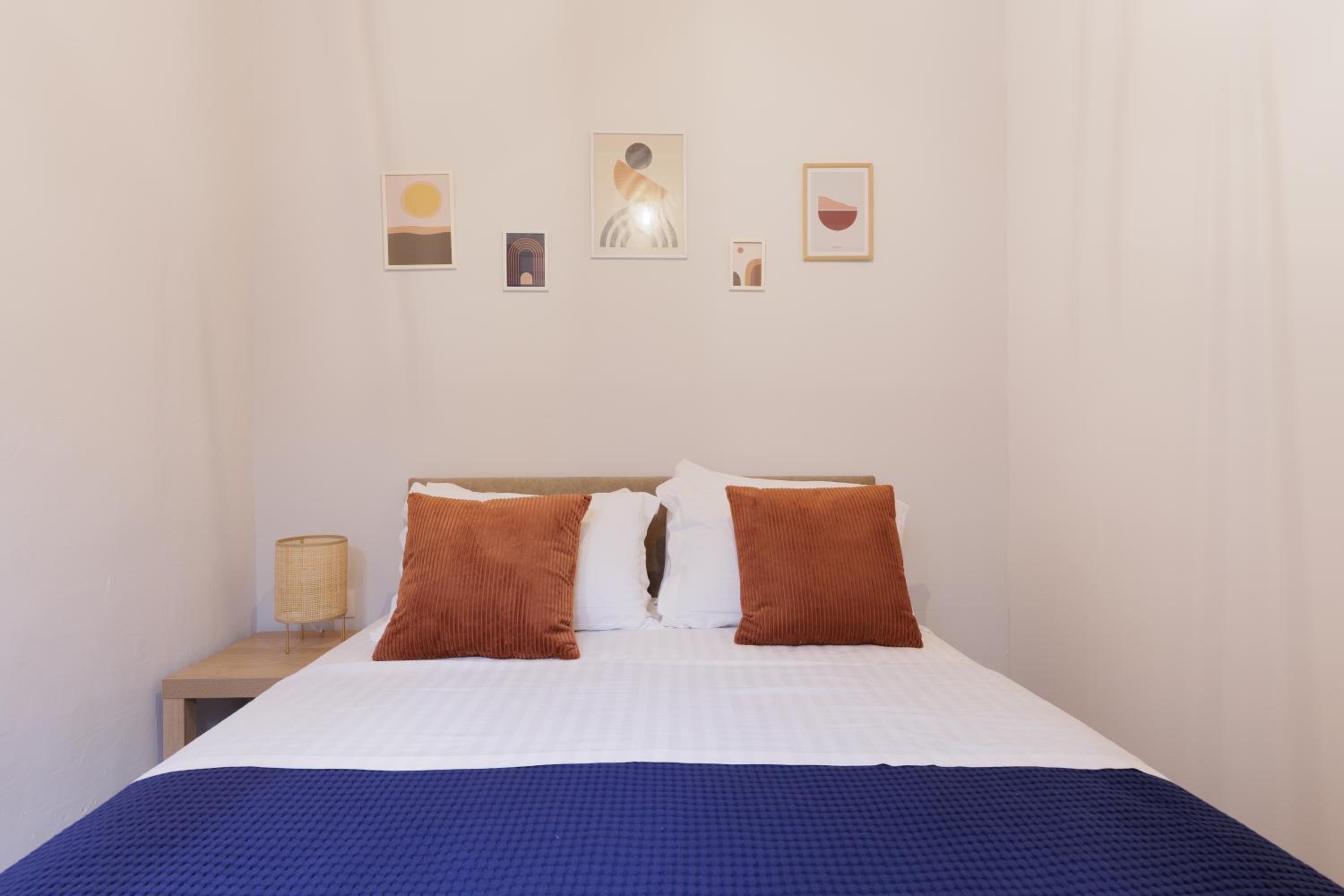 Two-Bedroom Apartment - Photo 20