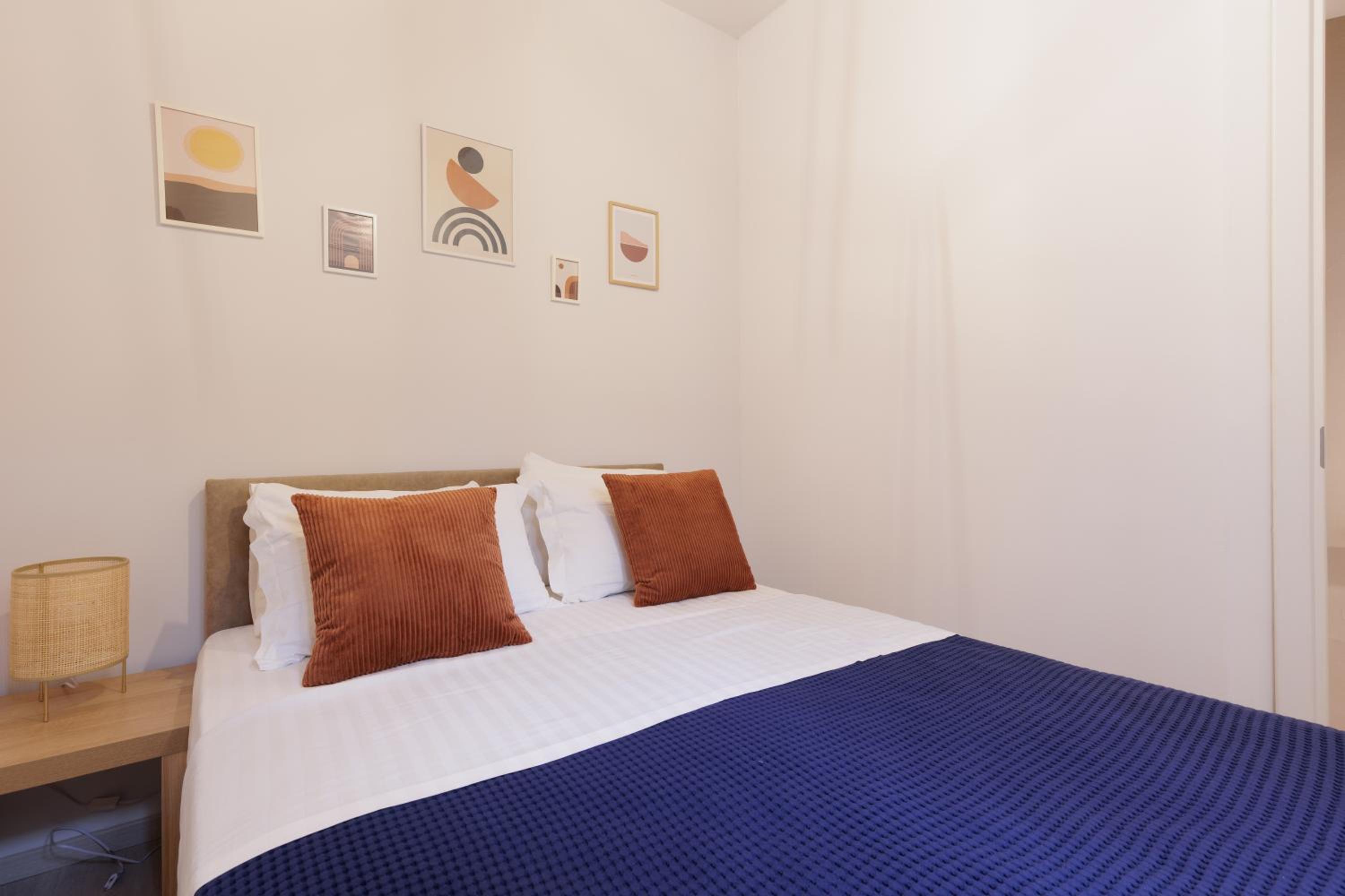 Two-Bedroom Apartment - Photo 16