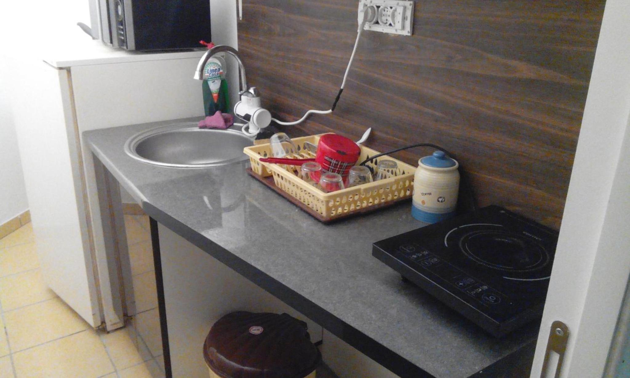 Twin Room With Bathroom photo 2