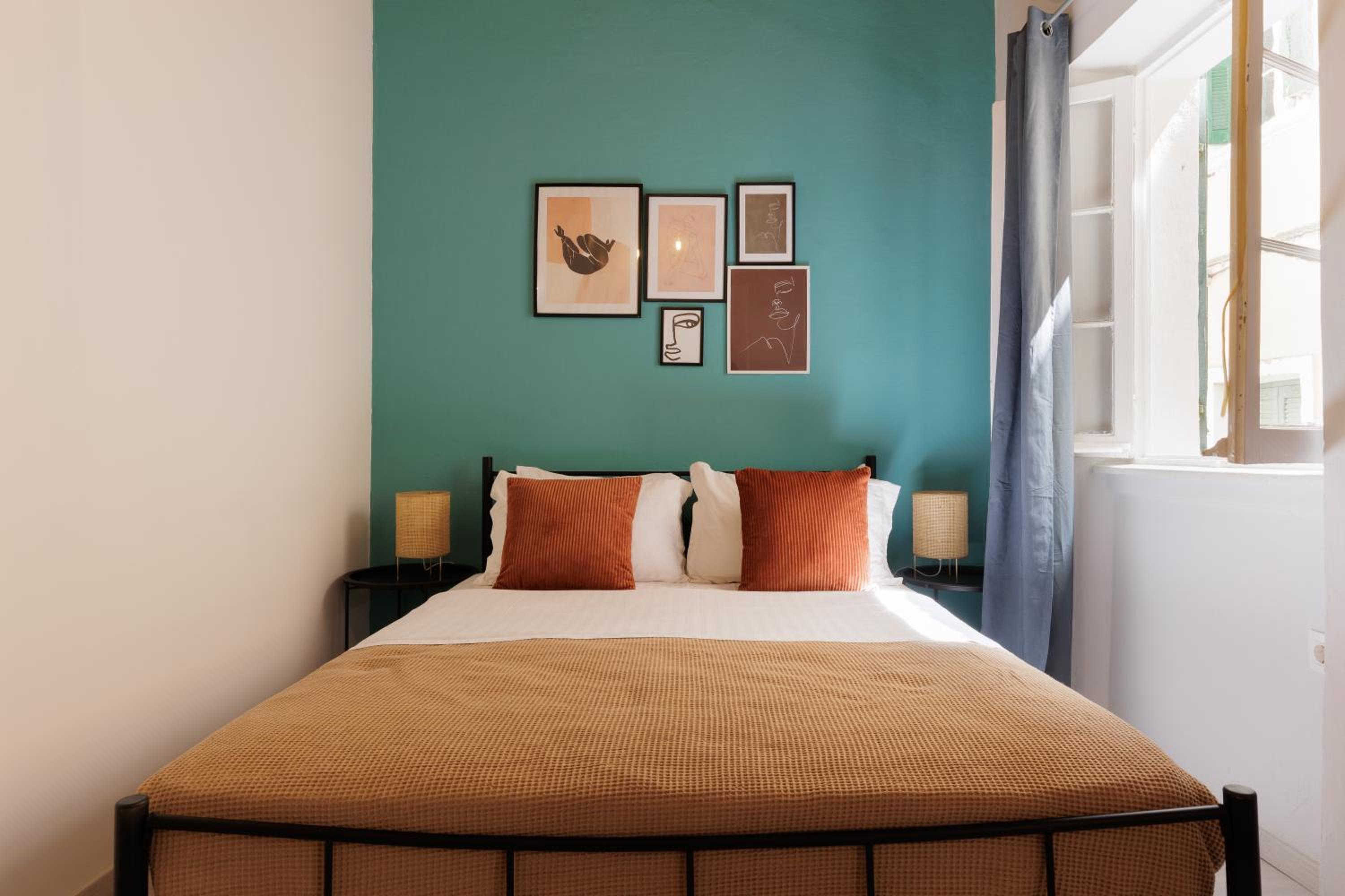 Two-Bedroom Apartment - Photo 8