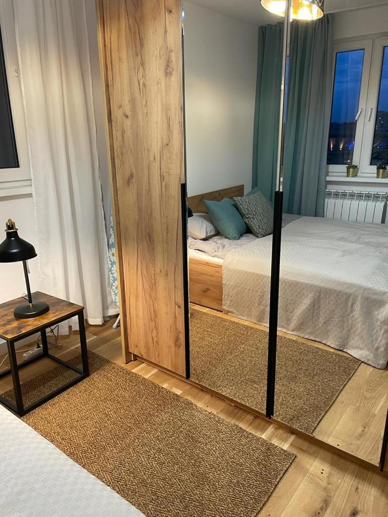 One-Bedroom Apartment - Photo 3