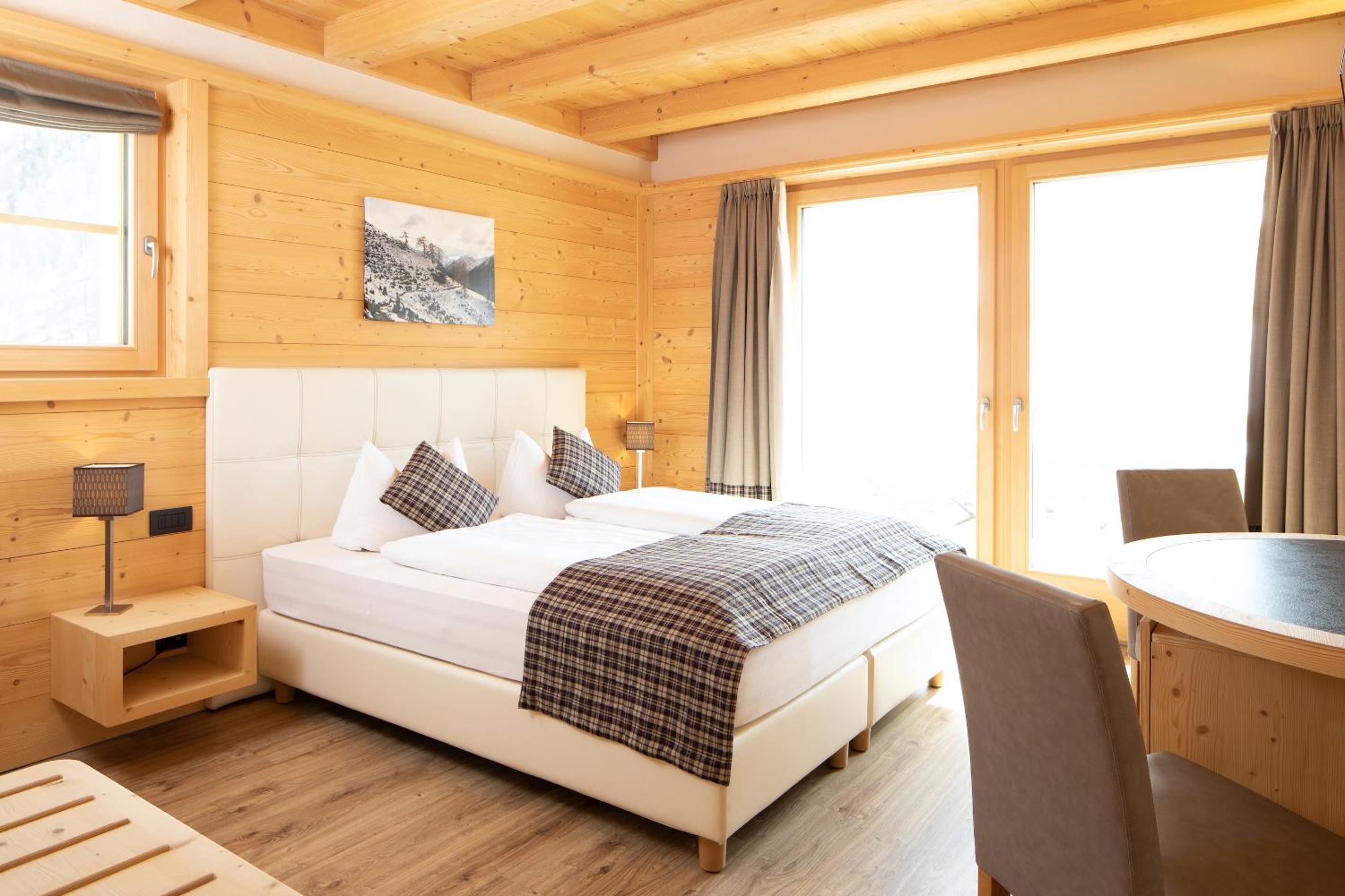 Double or Twin Room photo 3
