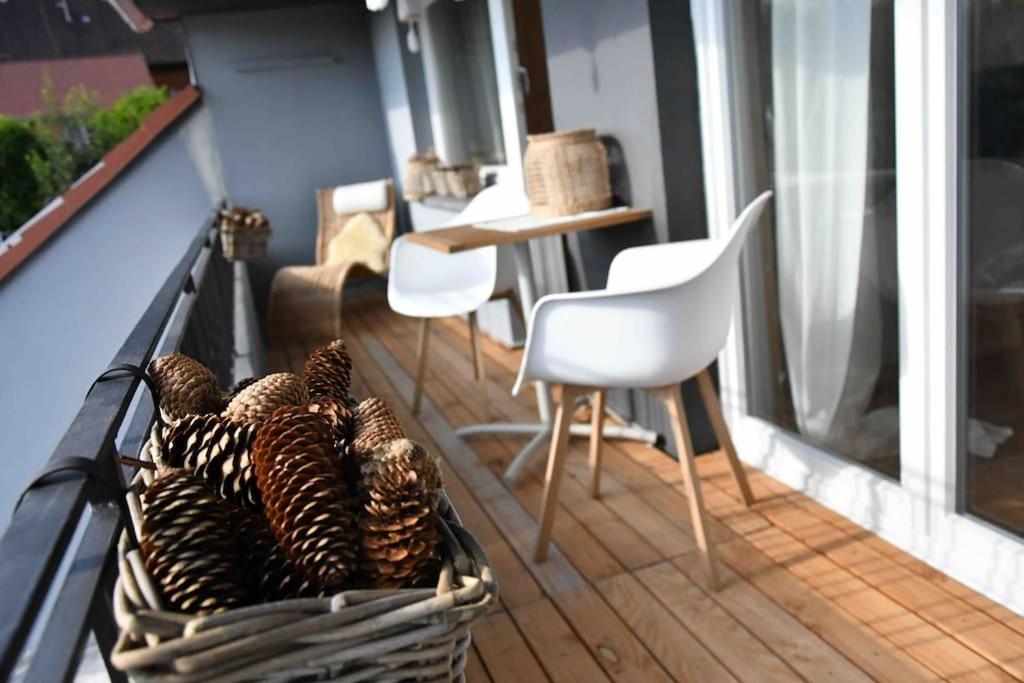 Two-Bedroom Apartment with Balcony - Photo 23