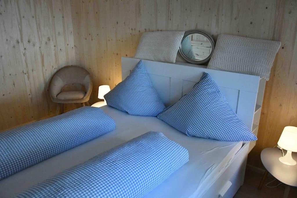 Two-Bedroom Apartment with Balcony - Photo 13