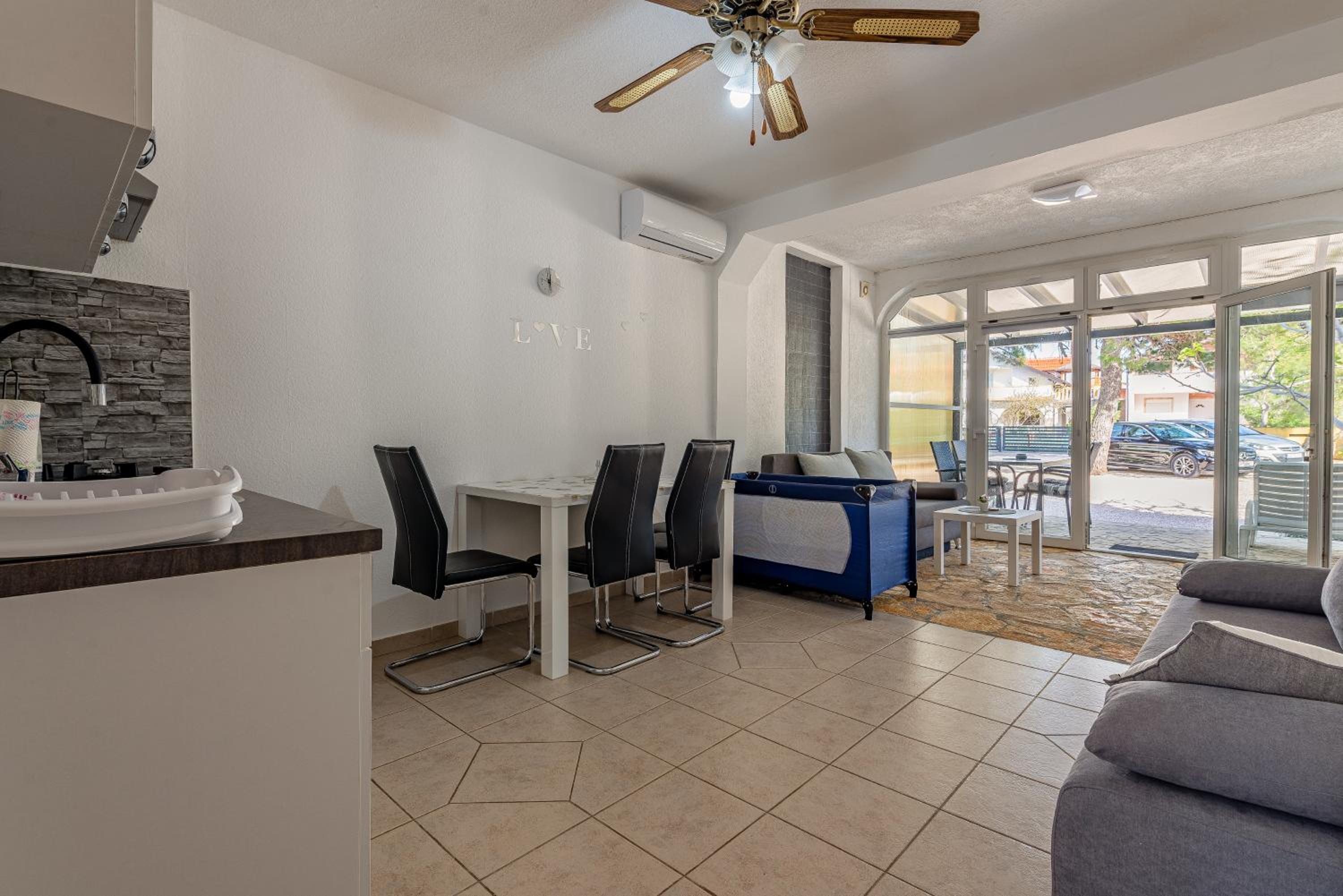 Superior Apartment