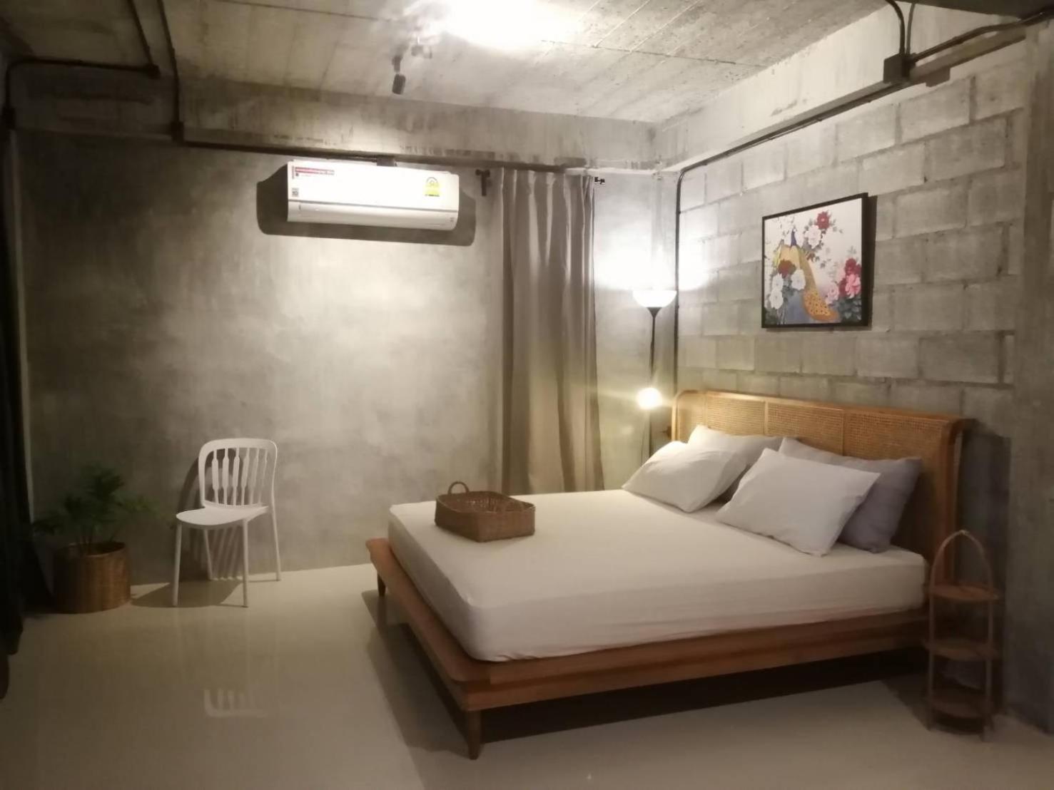 King Room with Spa Bath