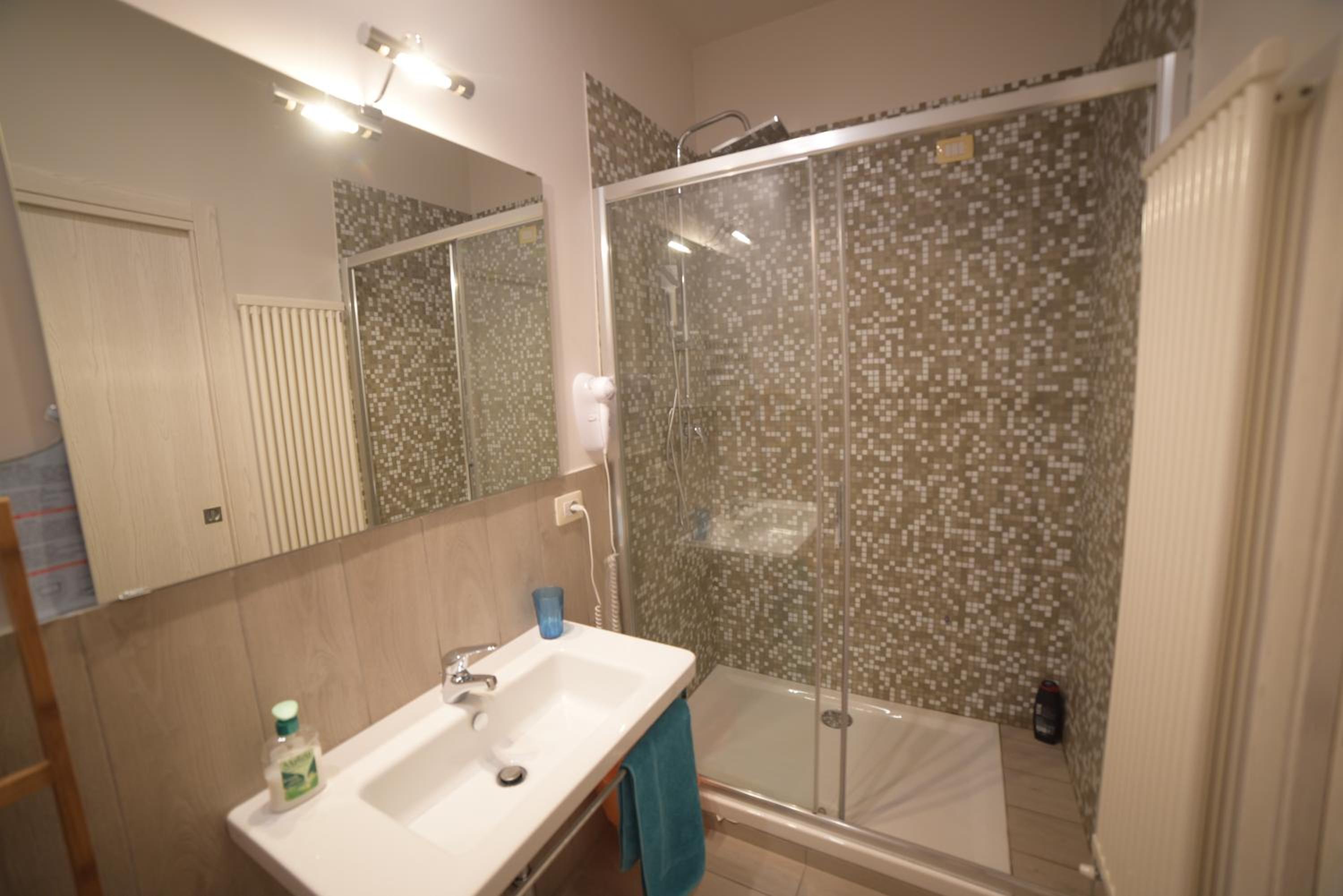 Deluxe Triple Room - Photo 4