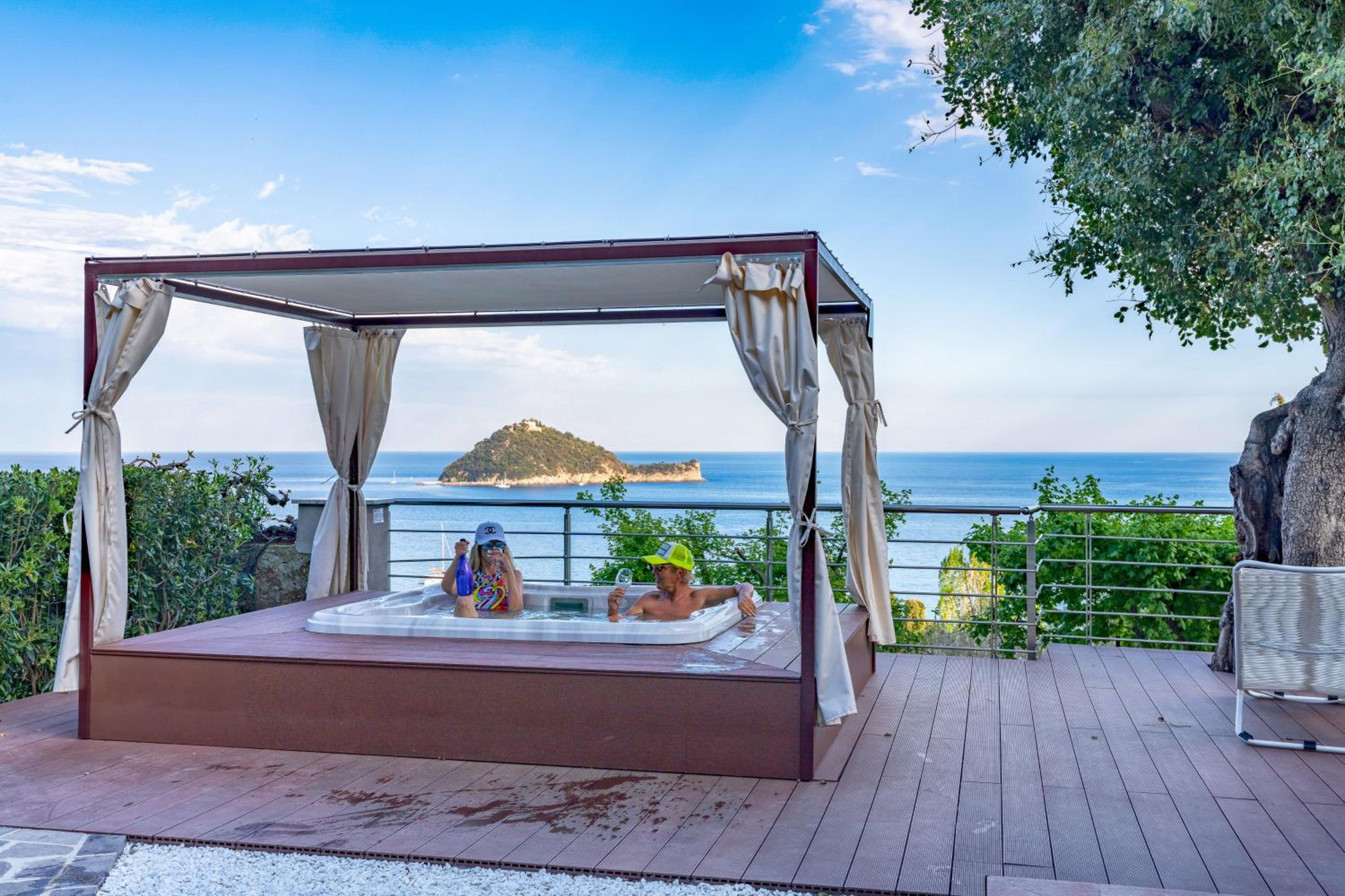Villa with Sea View photo 2