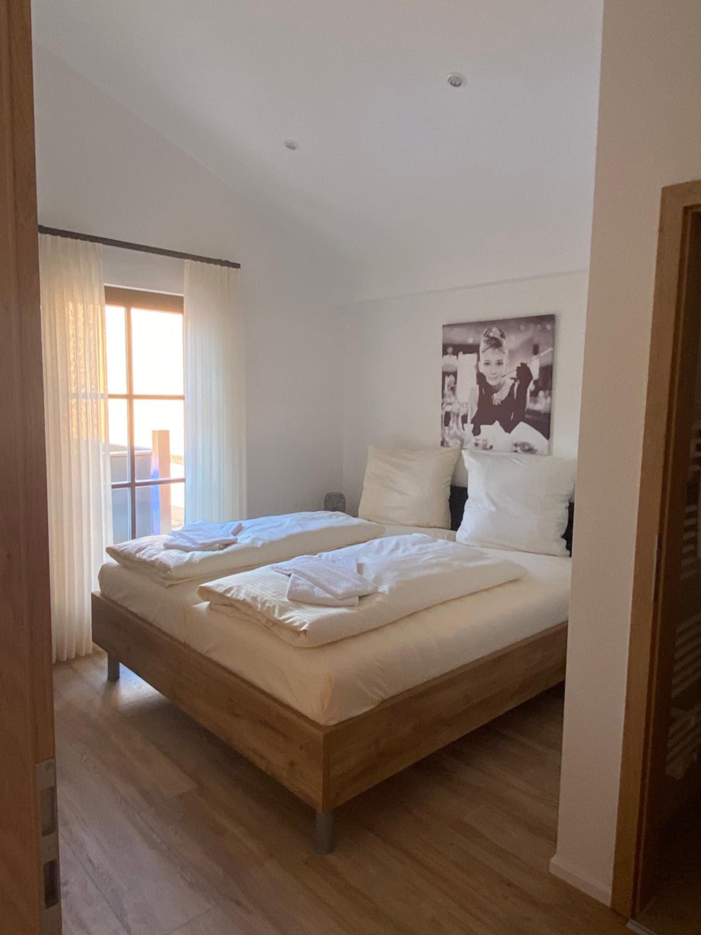 Standard Double Room - Photo 5