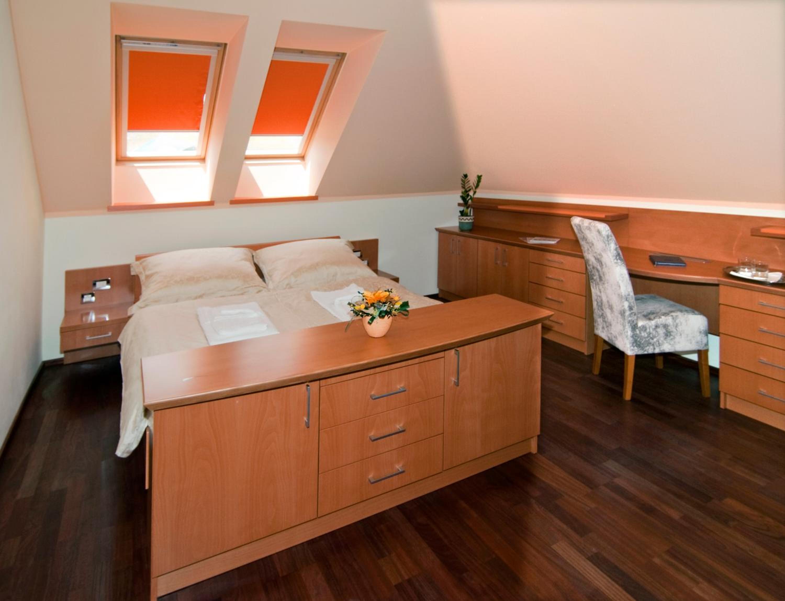 Duplex Quadruple Room - Photo 4
