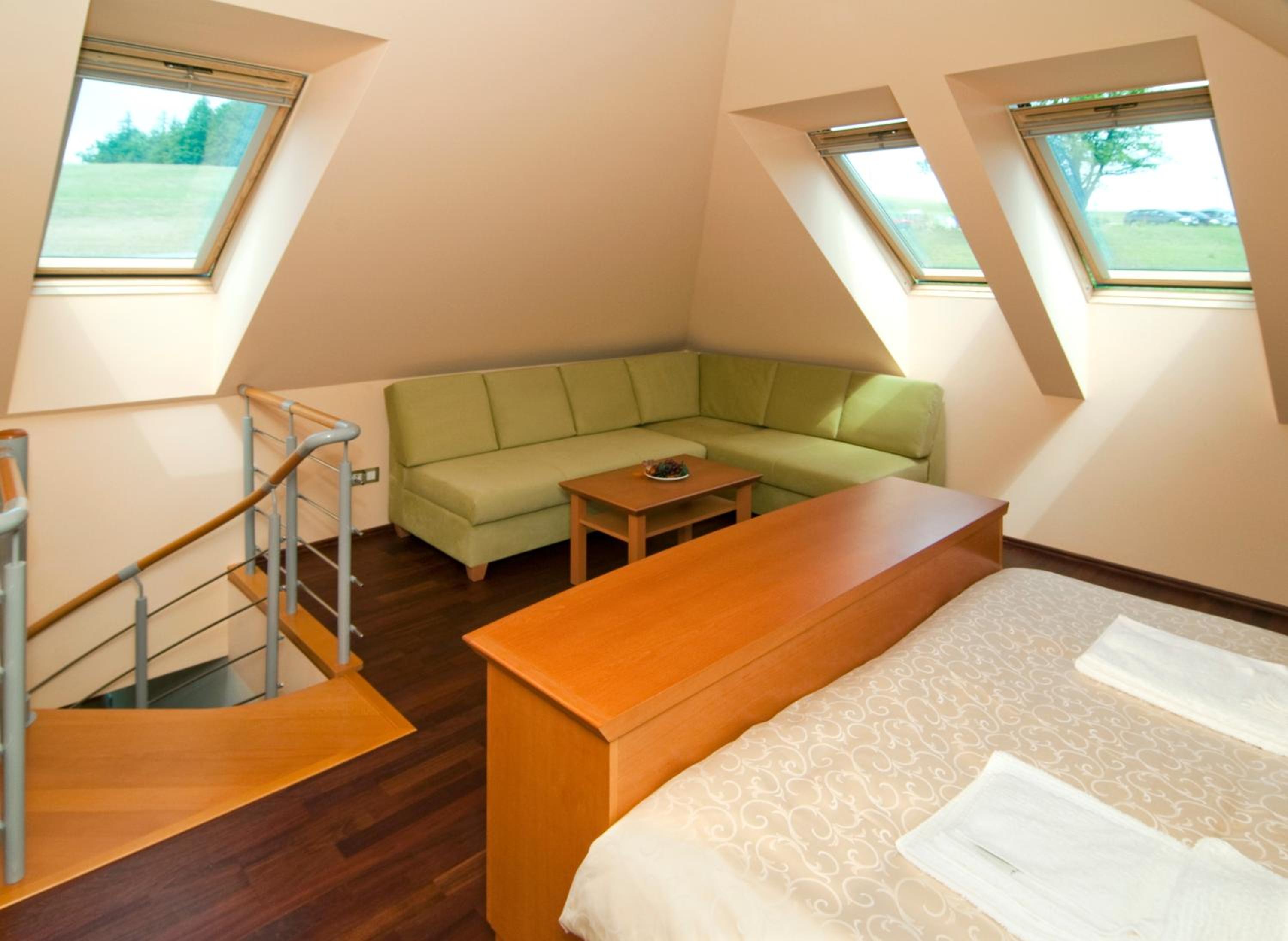 Duplex Quadruple Room - Photo 5