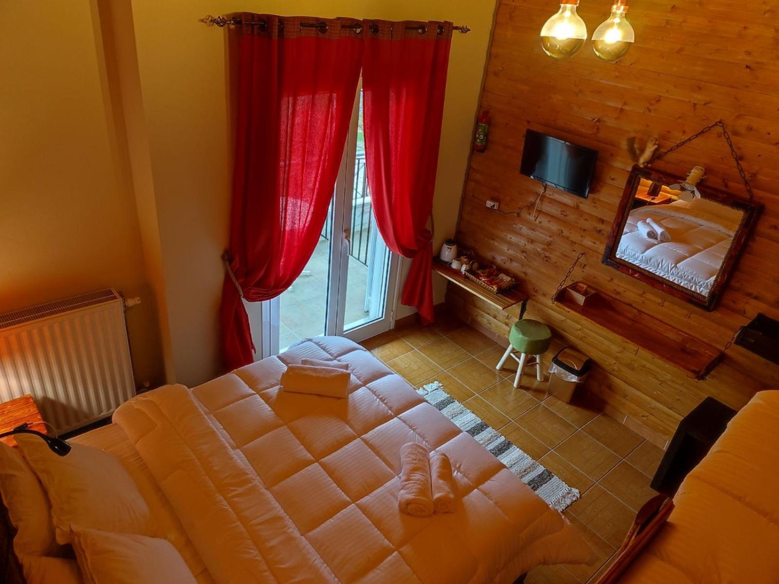 Quadruple Room - Photo 19