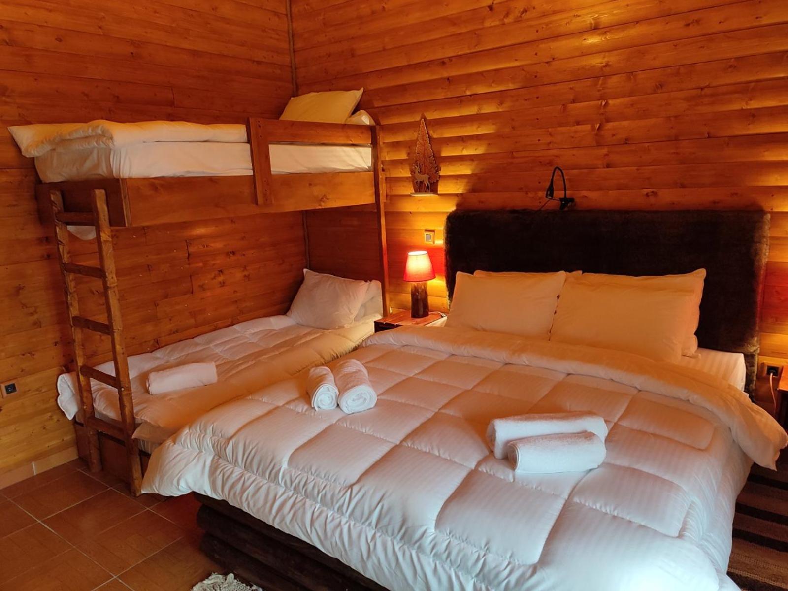 Quadruple Room - Photo 1