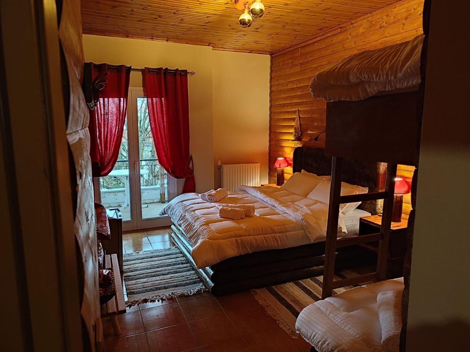 Quadruple Room - Photo 13