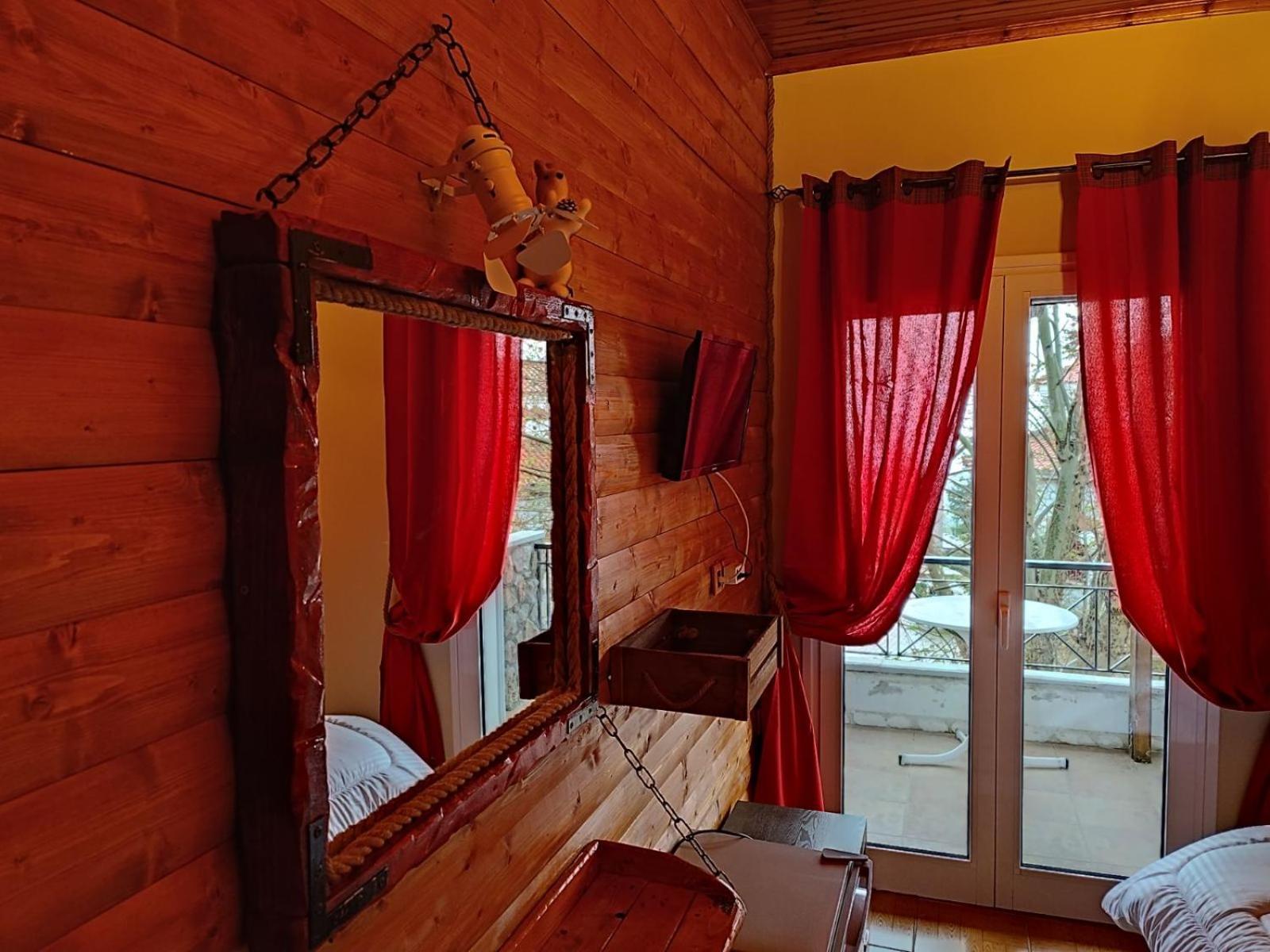 Quadruple Room - Photo 3