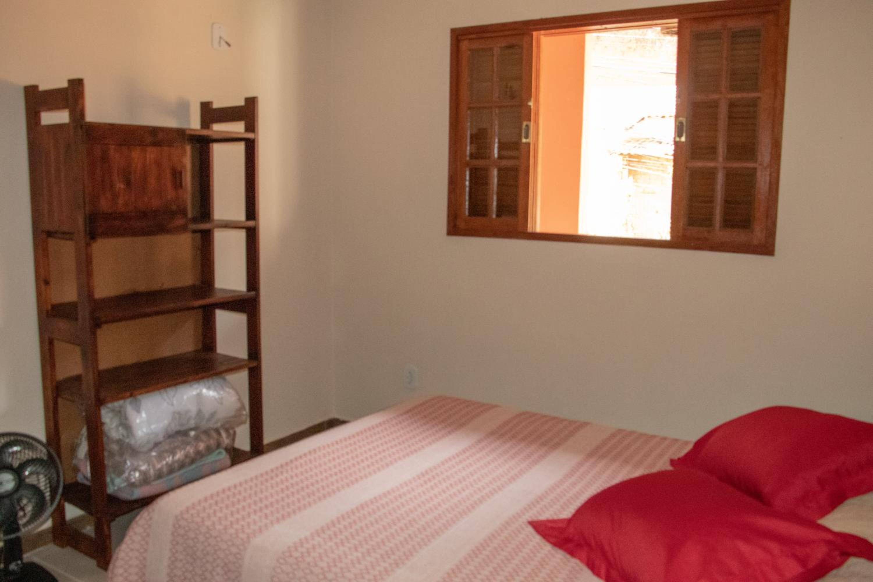 Apartment with Mountain View - Photo 2