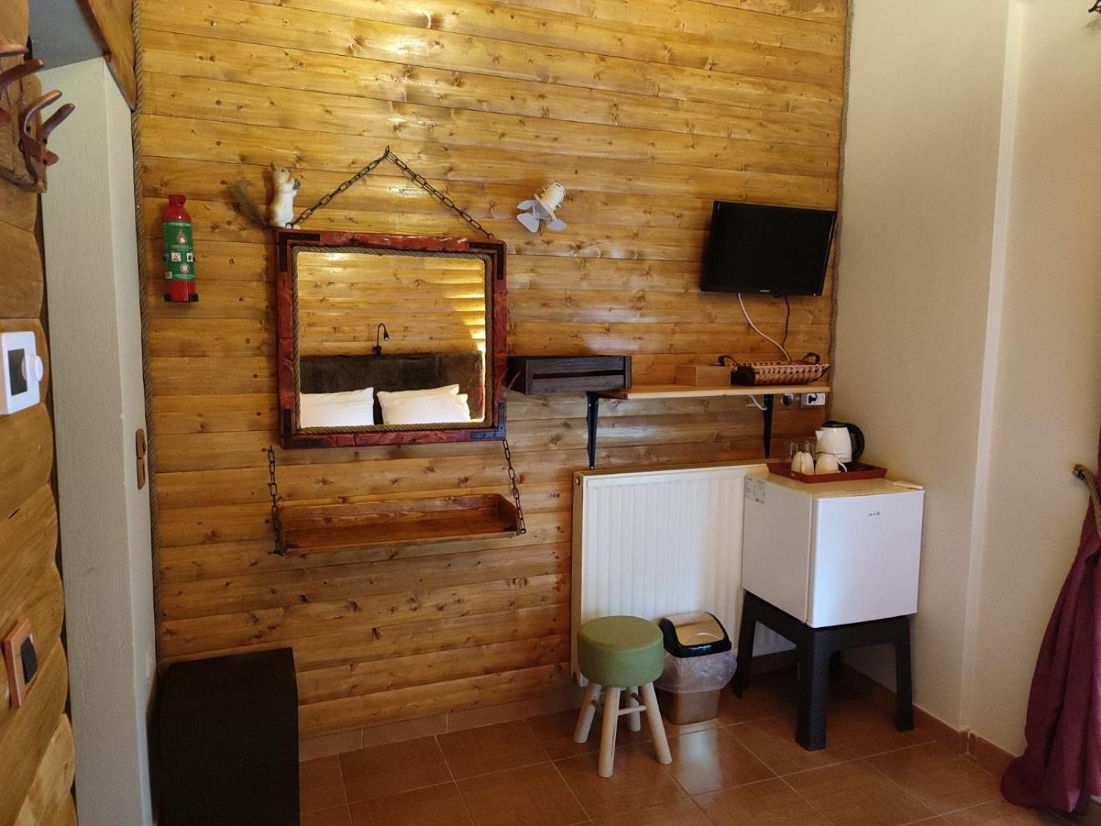Double Room - Photo 3