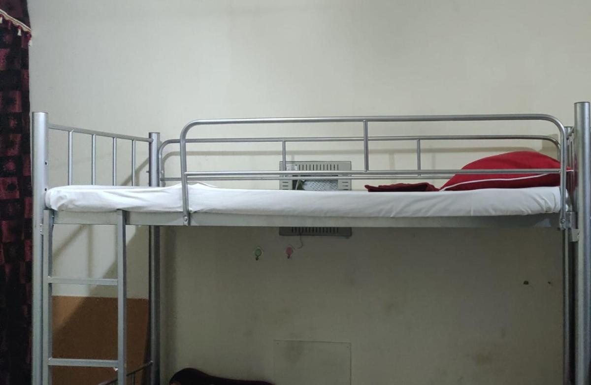 Bed in 6-Bed Mixed Dormitory Room photo 2