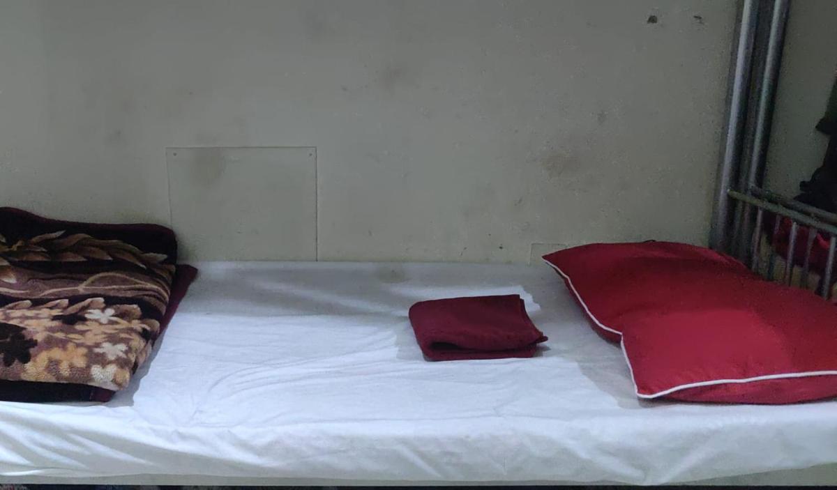 Bed in 6-Bed Mixed Dormitory Room photo 1