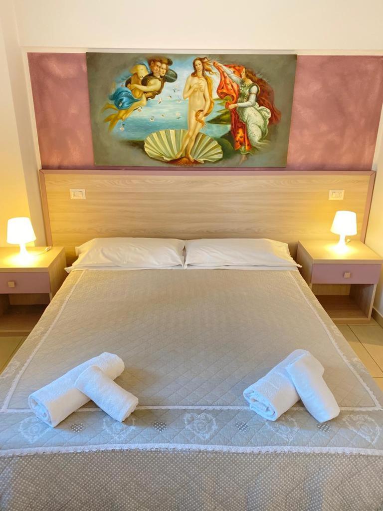 Superior King Room photo 1