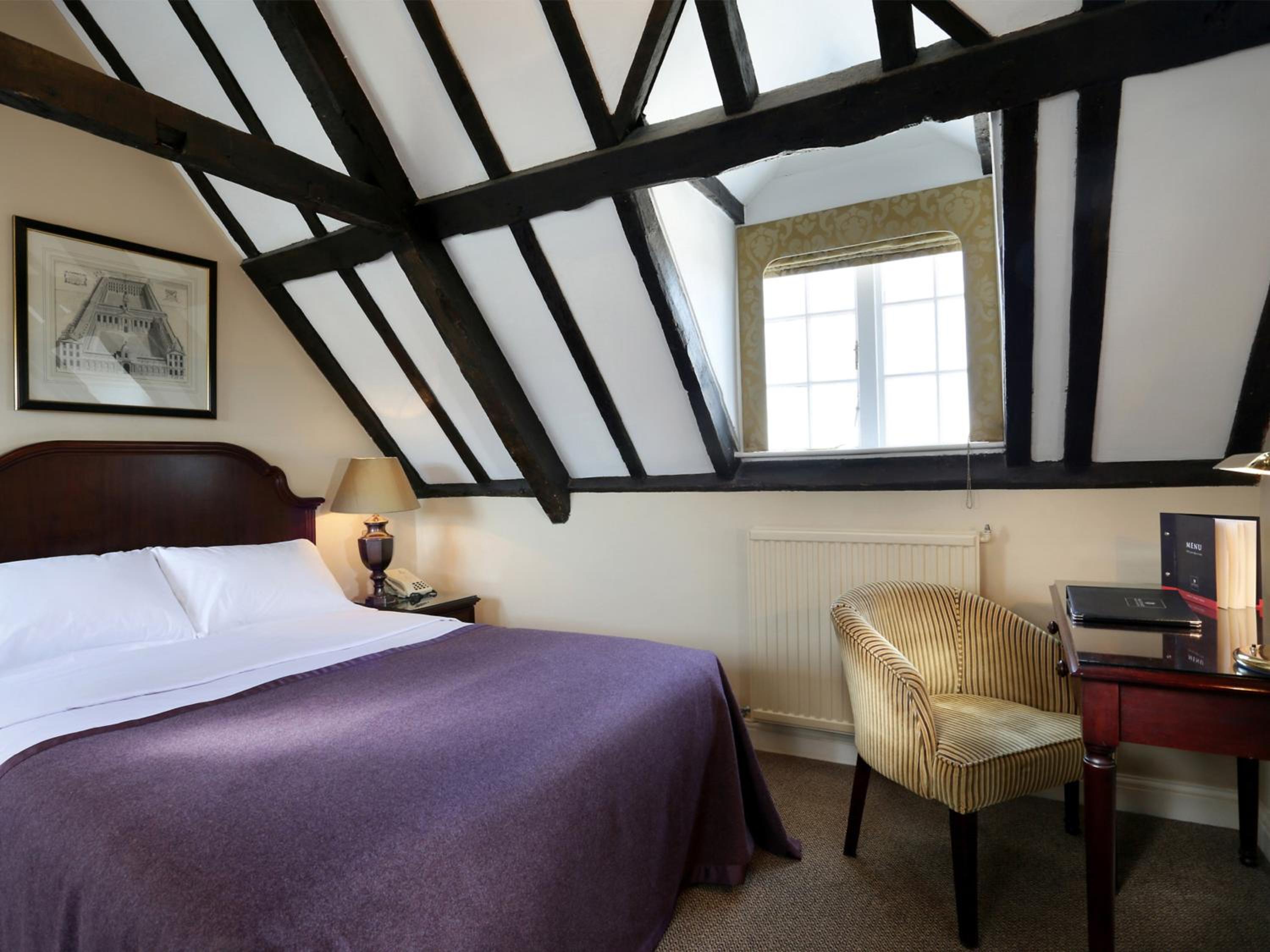Standard King Room photo 1