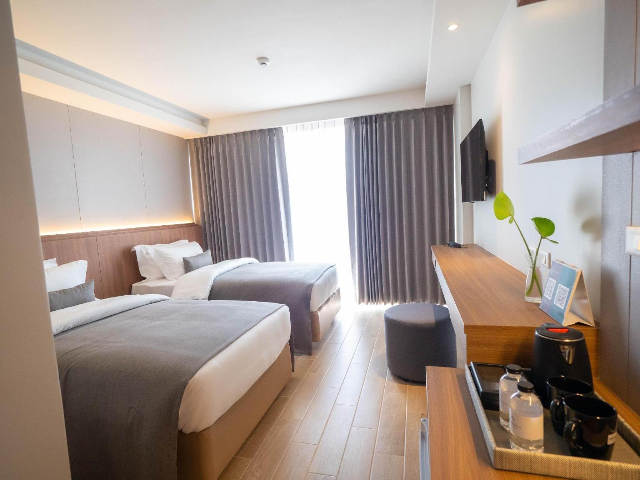 Superior Twin Room - Photo 7