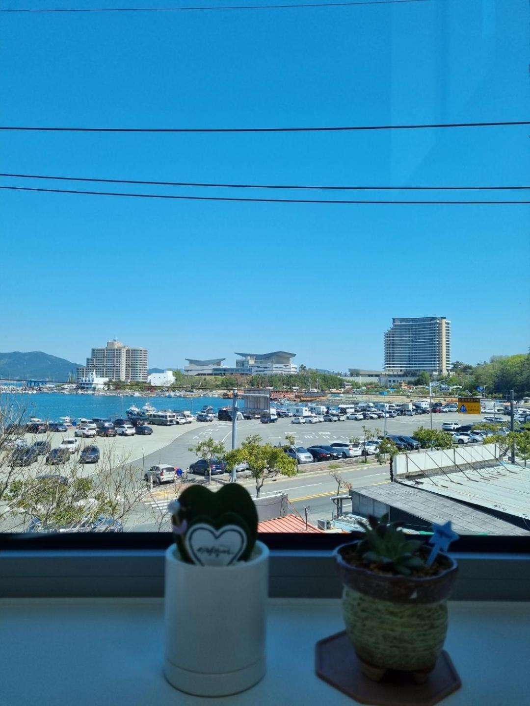 Double Room with Balcony and Sea View - Photo 7