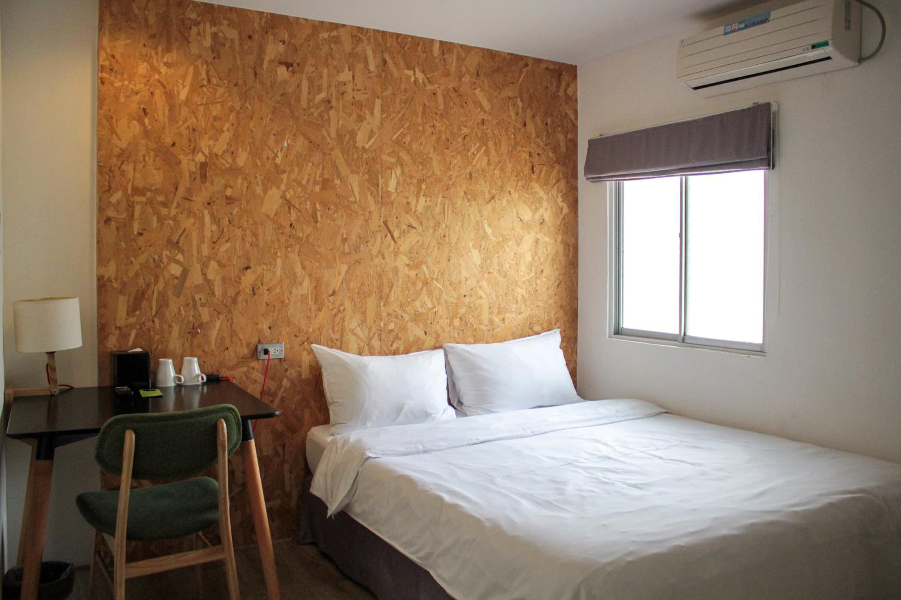 Double Room - Photo 13