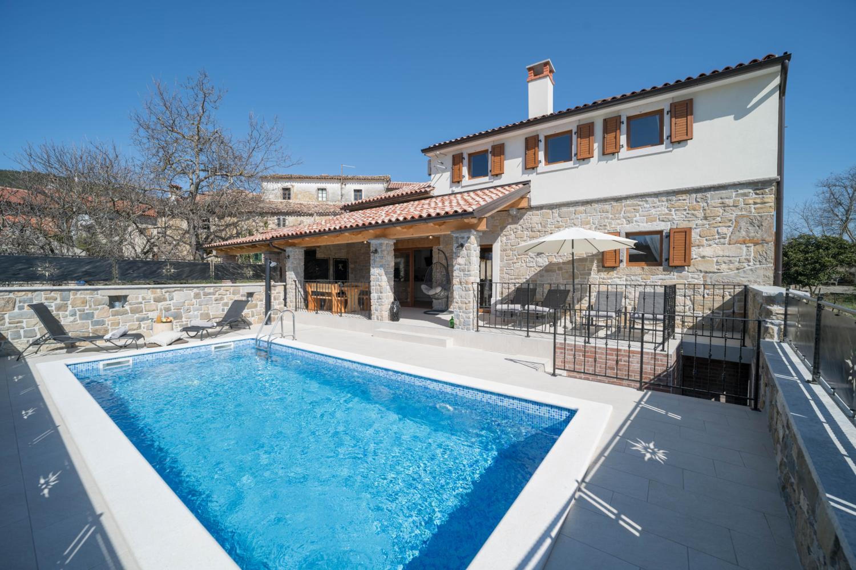 Villa with Private Pool photo 2