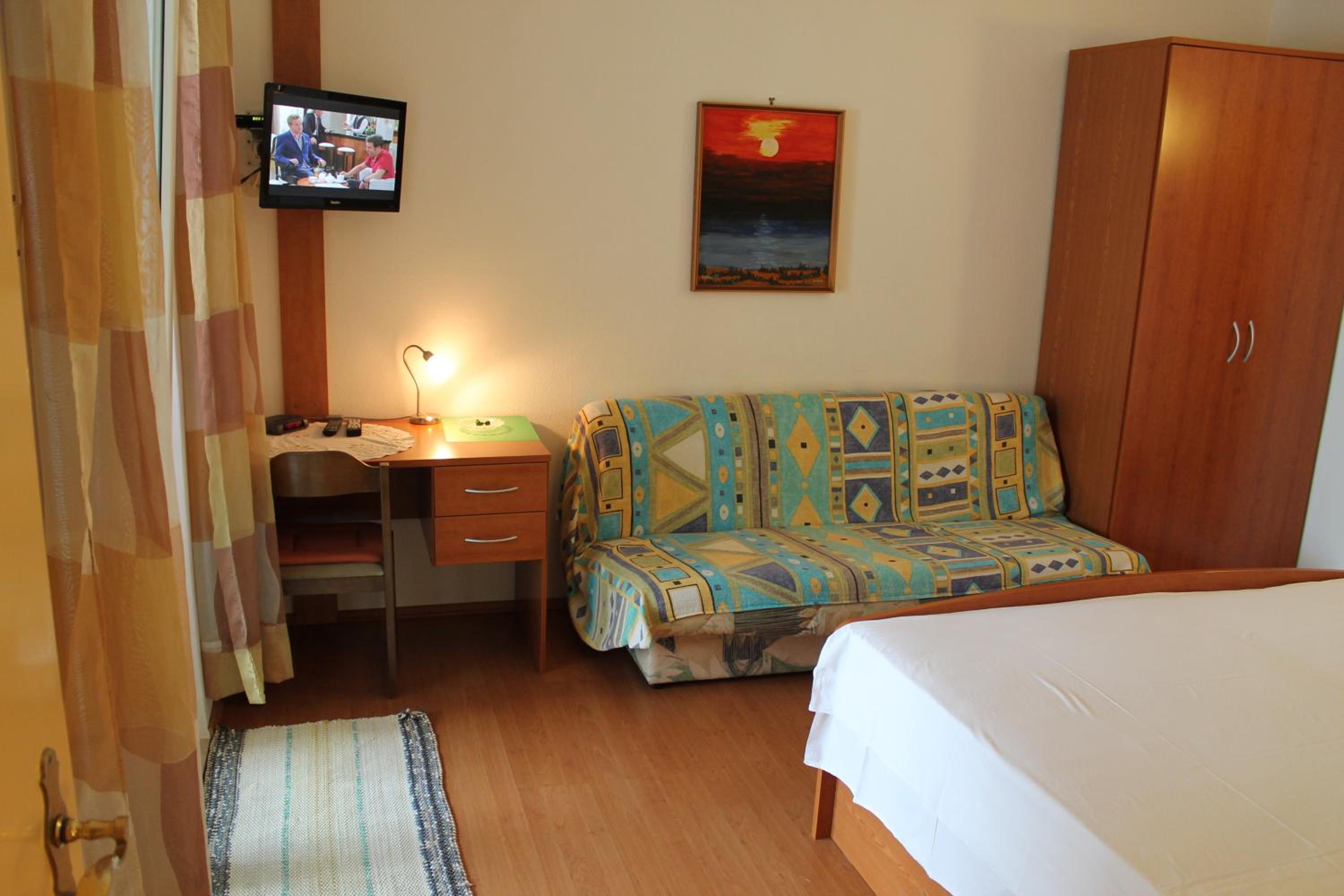 Apartment with Sea View - Photo 24