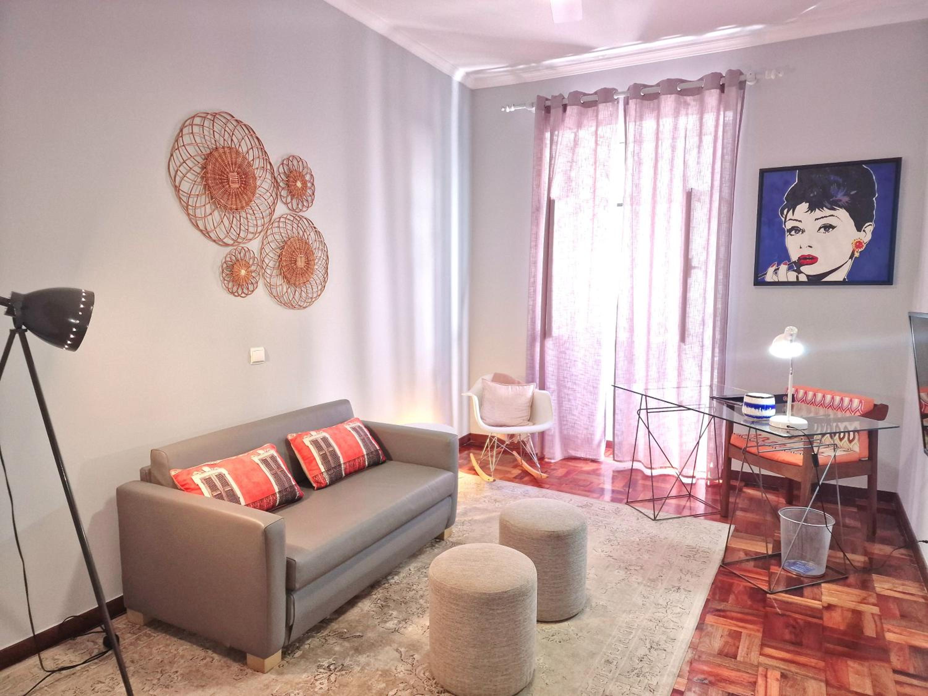 One Bedroom Apartment