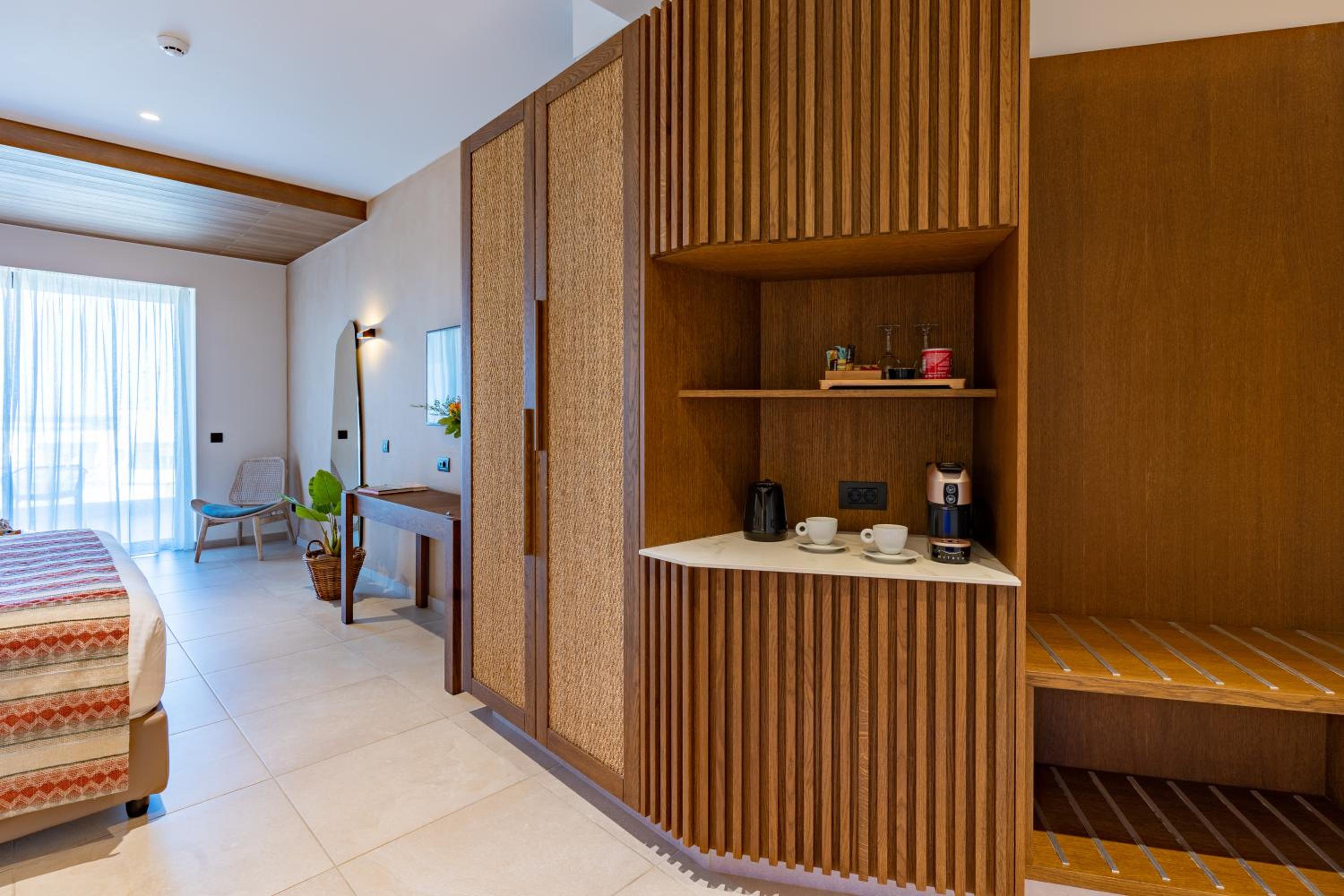 Junior Suite - Photo 8