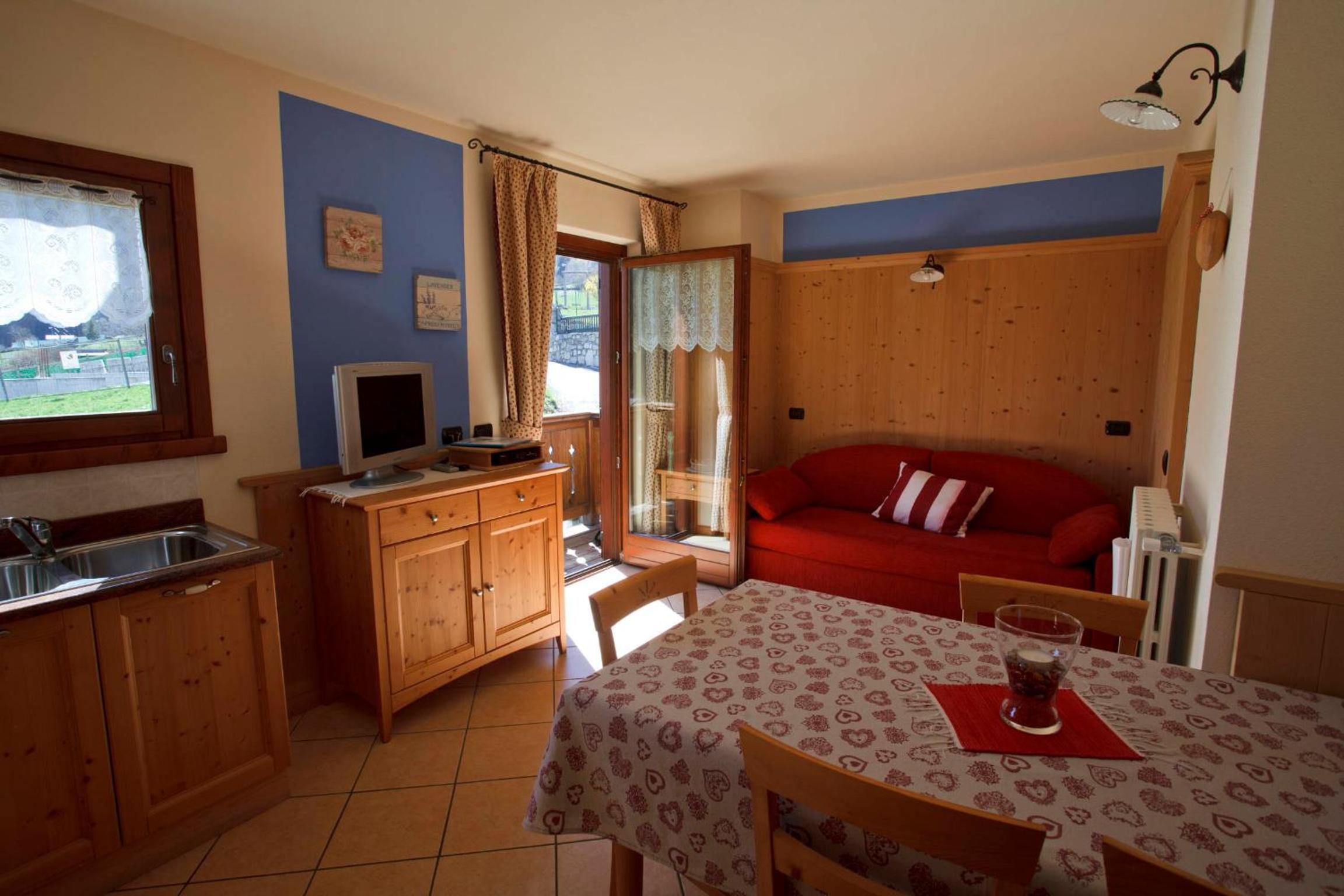 One-Bedroom Apartment - Photo 10