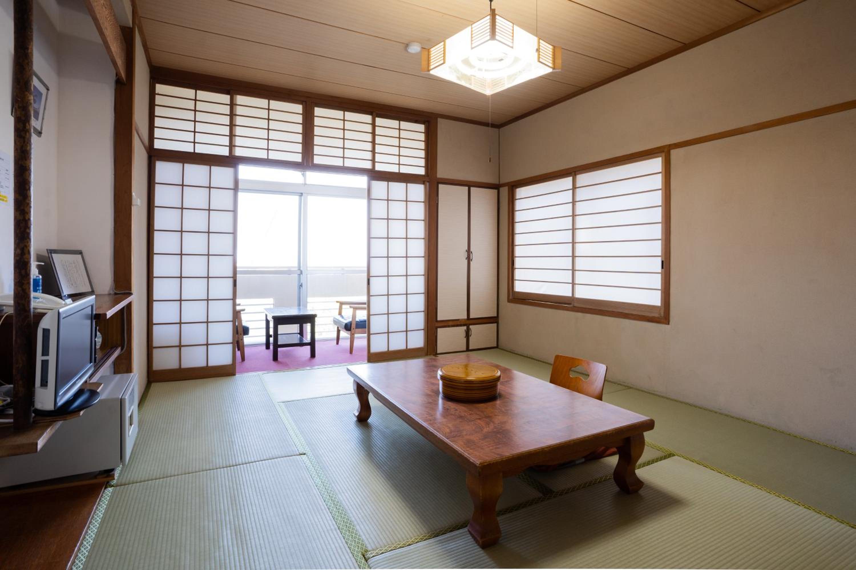 Japanese Style Room with Private Bathroom - Non-Smoking - Photo 6