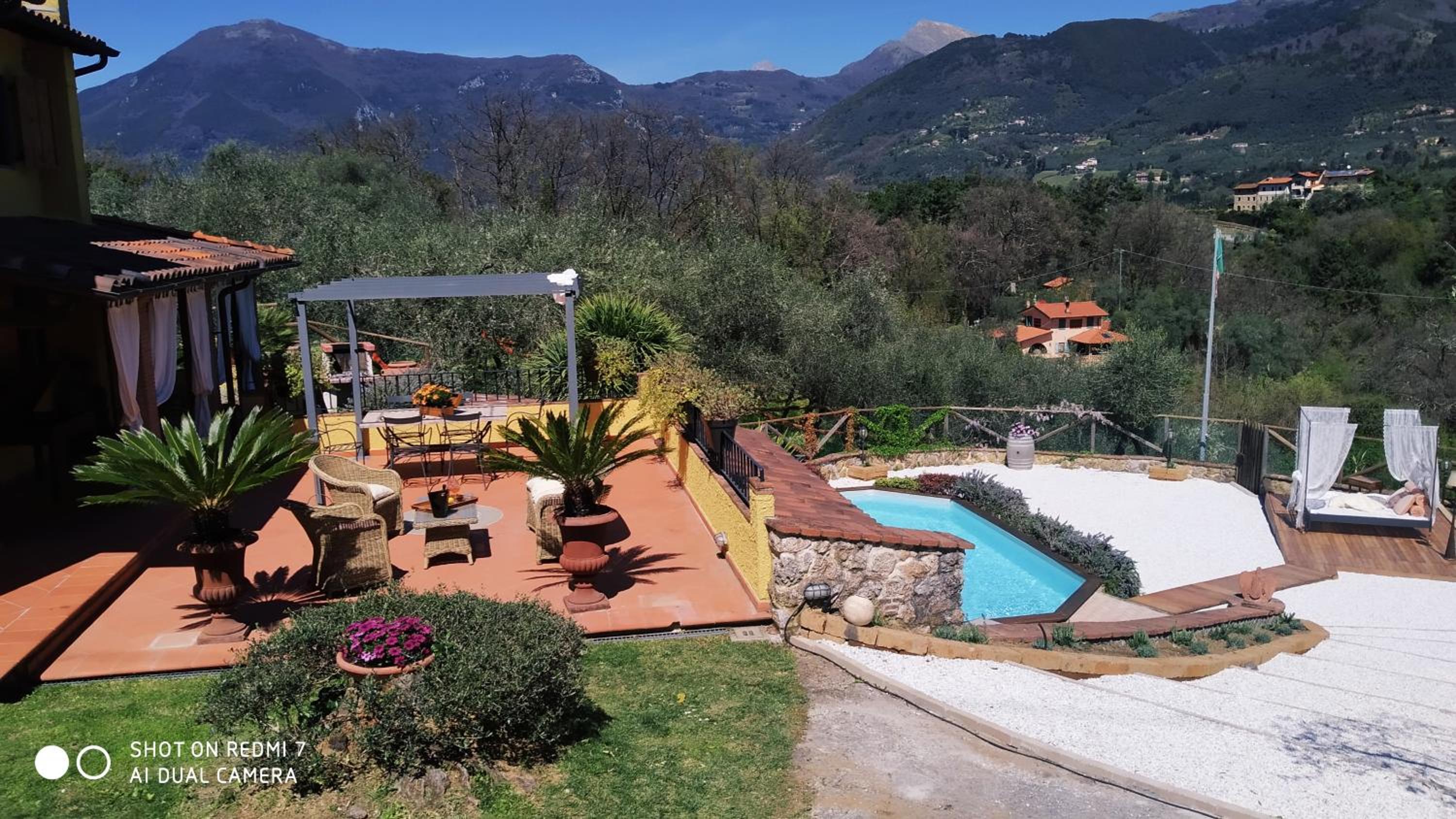 Villa with Private Pool - Photo 20