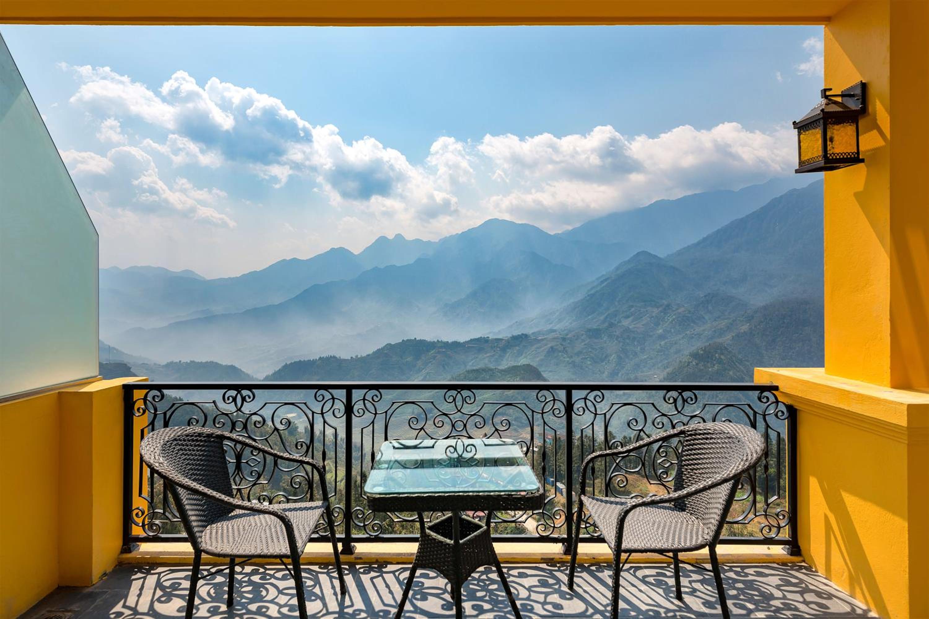 Suite with Balcony photo 3