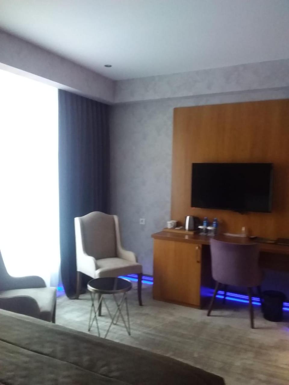 Budget Double Room photo 2