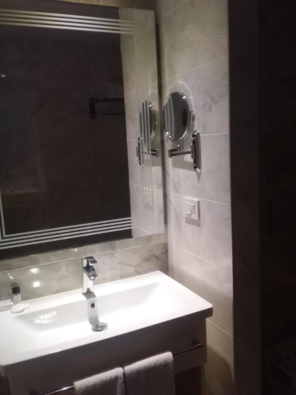 Budget Double Room photo 1