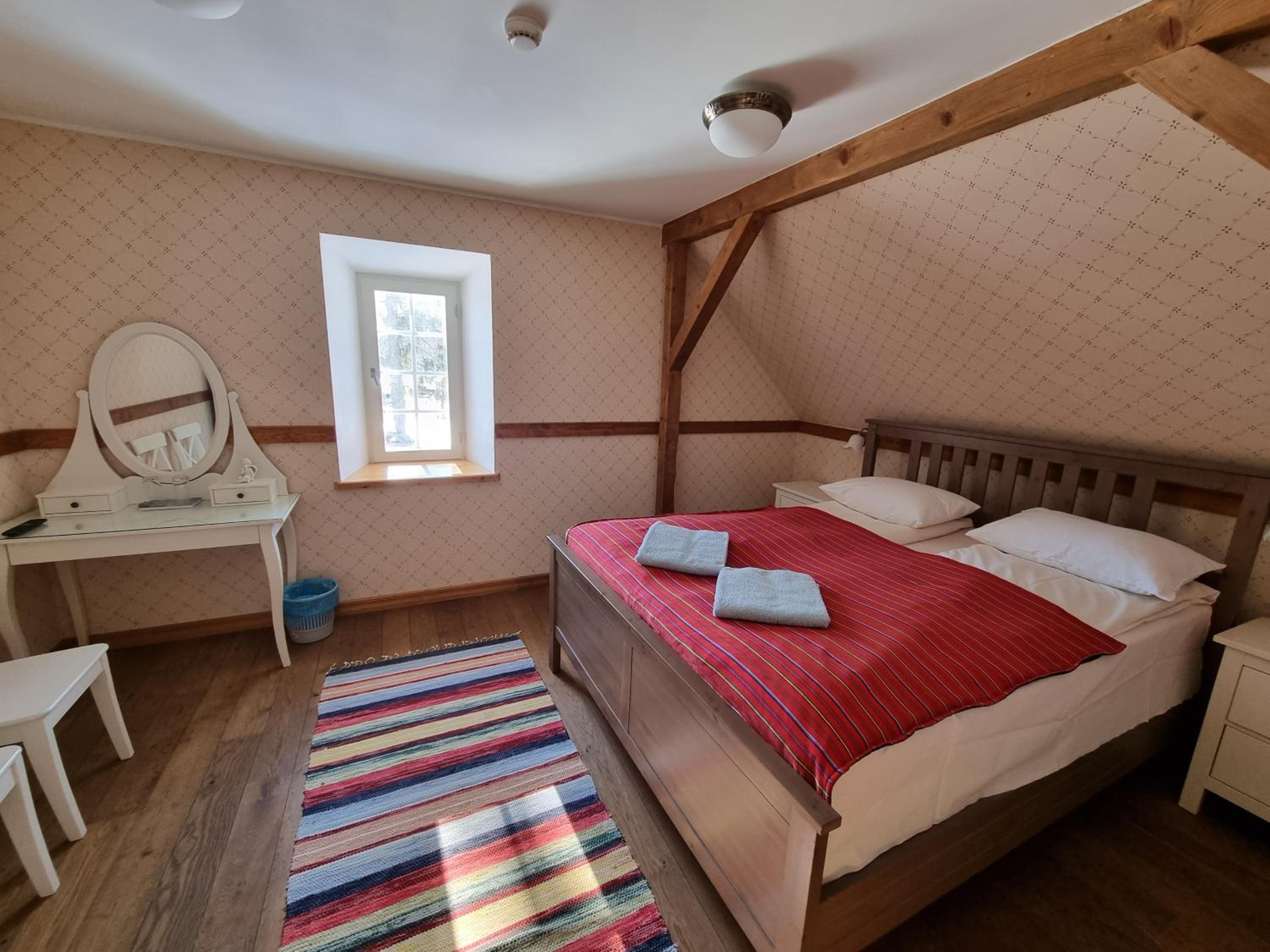 Double Room - Photo 6
