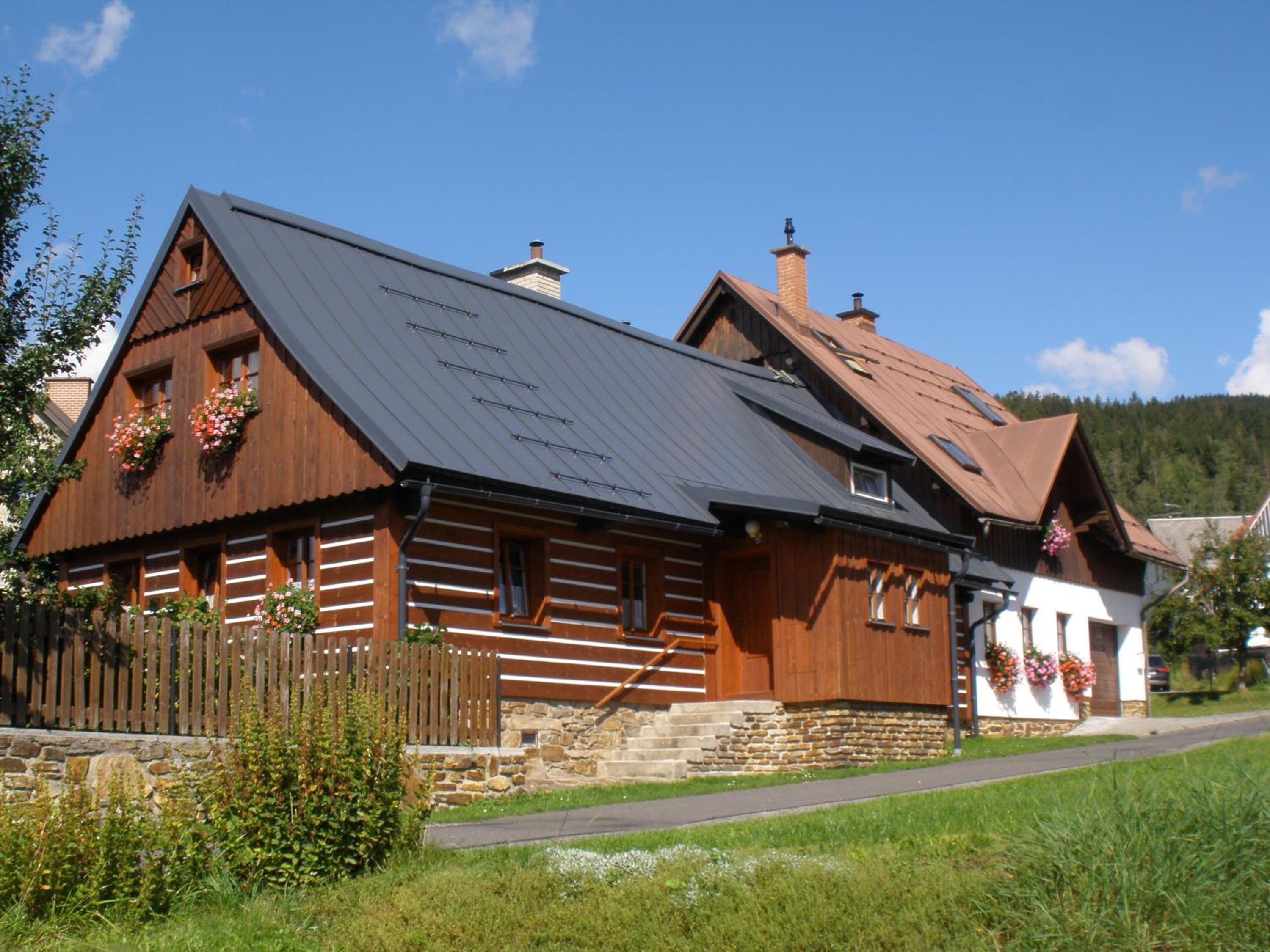 Three-Bedroom Chalet photo 1